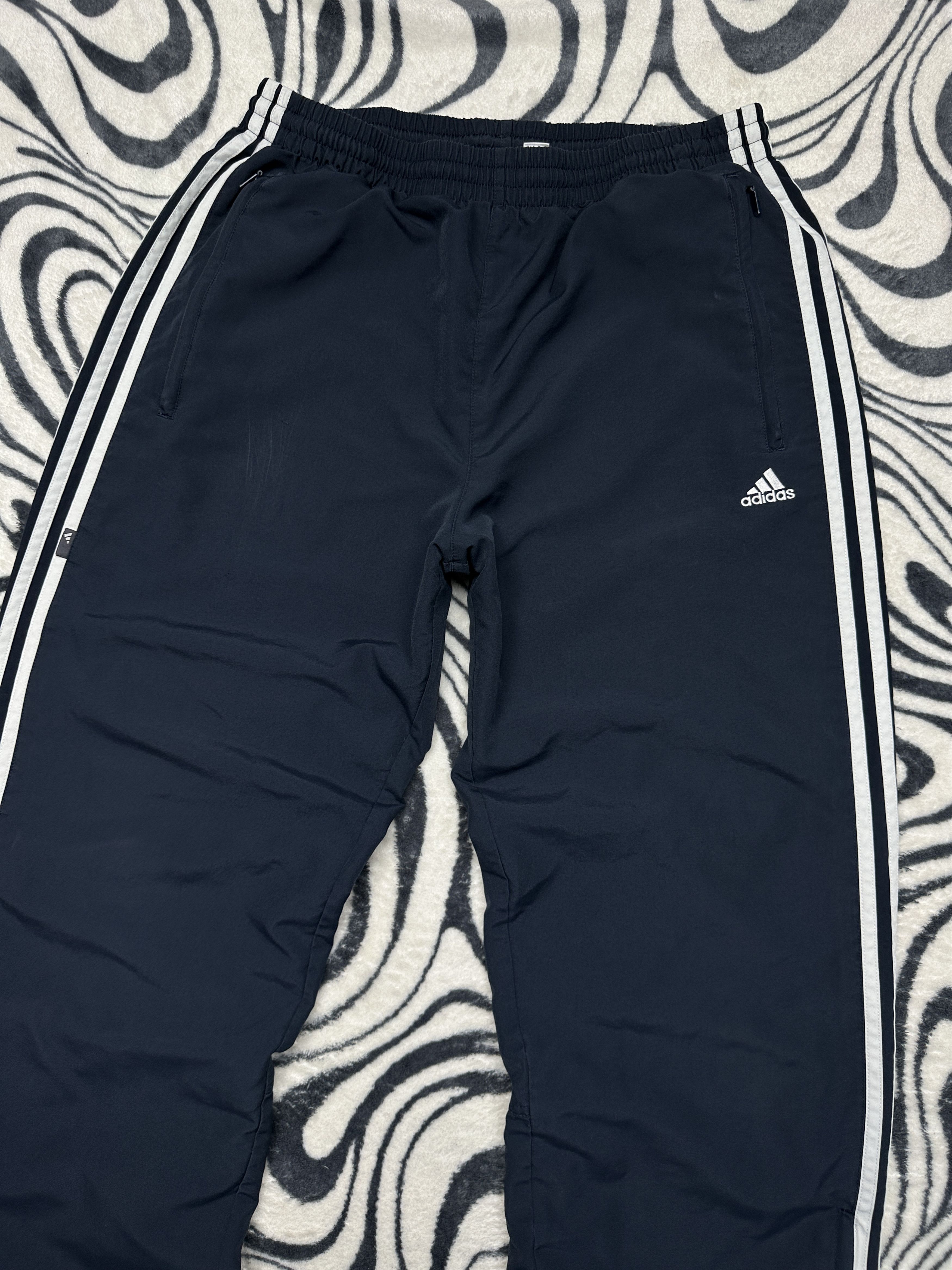Adidas Adidas Vintage Parachute Nylon Pants Y2K Size US 32 / EU 48 - 2 Thumbnail