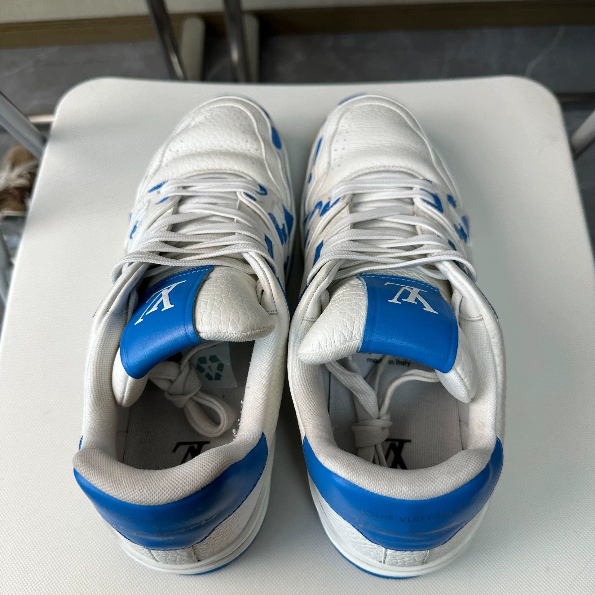 Louis Vuitton Yayoi Kusama x Louis Vuitton Trainer White & Blue 42.5 Size US 9.5 / EU 42-43 - 4 Thumbnail