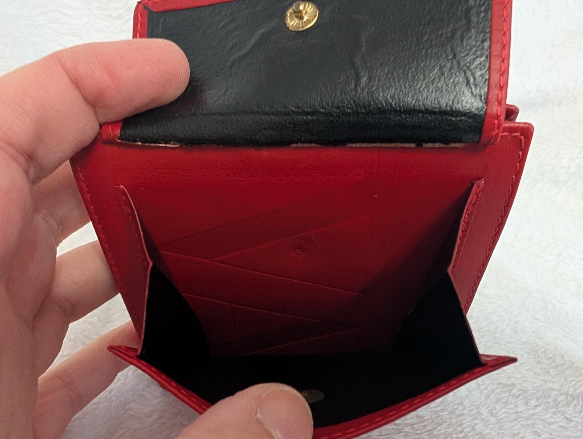 Other Authentic Valentino Garavani Embossed Bifold Wallet Size ONE SIZE - 16 Thumbnail