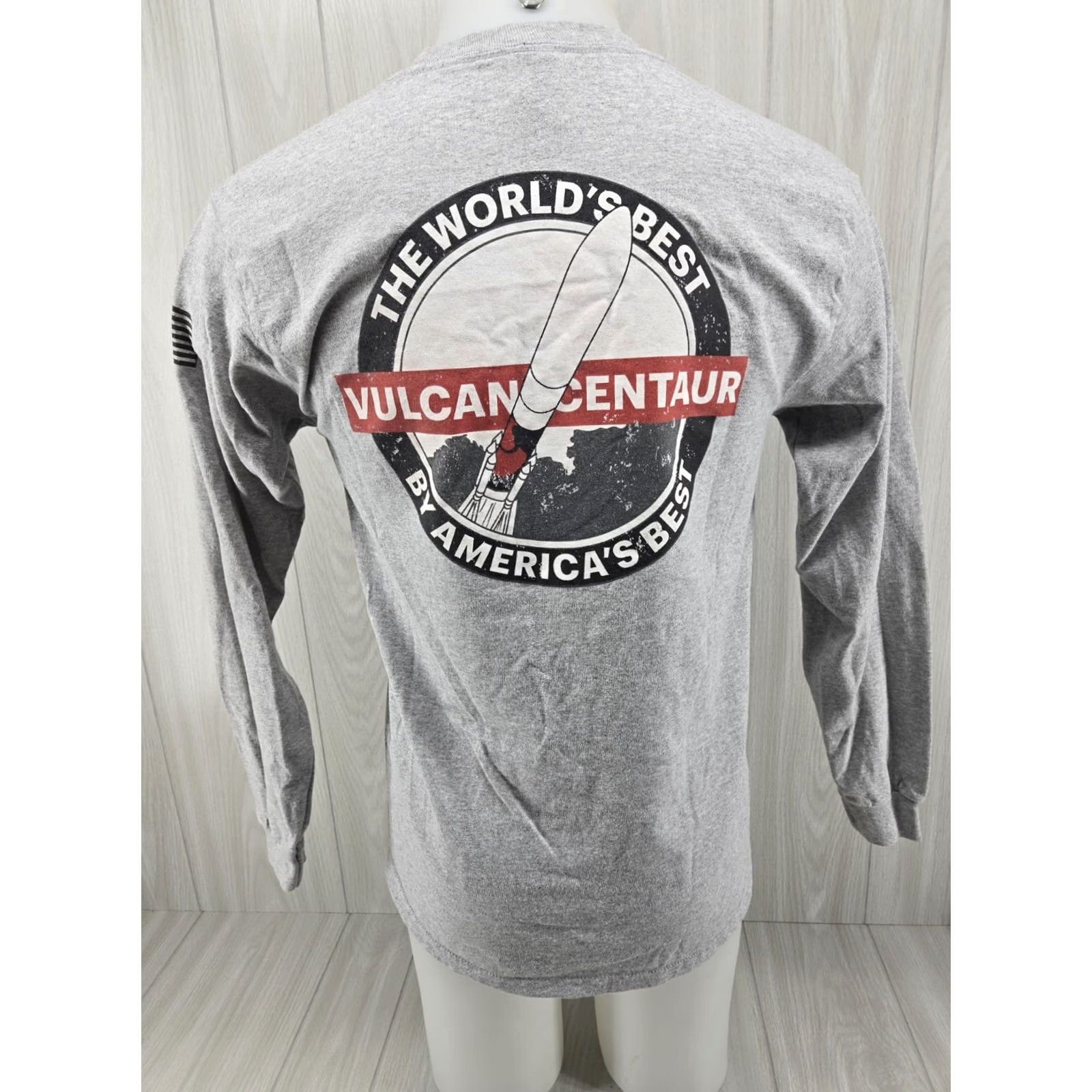 Gildan United Launch Alliance ULA Vulcan Centaur T Shirt Men’s Medium Long Sleeve Size US M / EU 48-50 / 2 - 2 Thumbnail