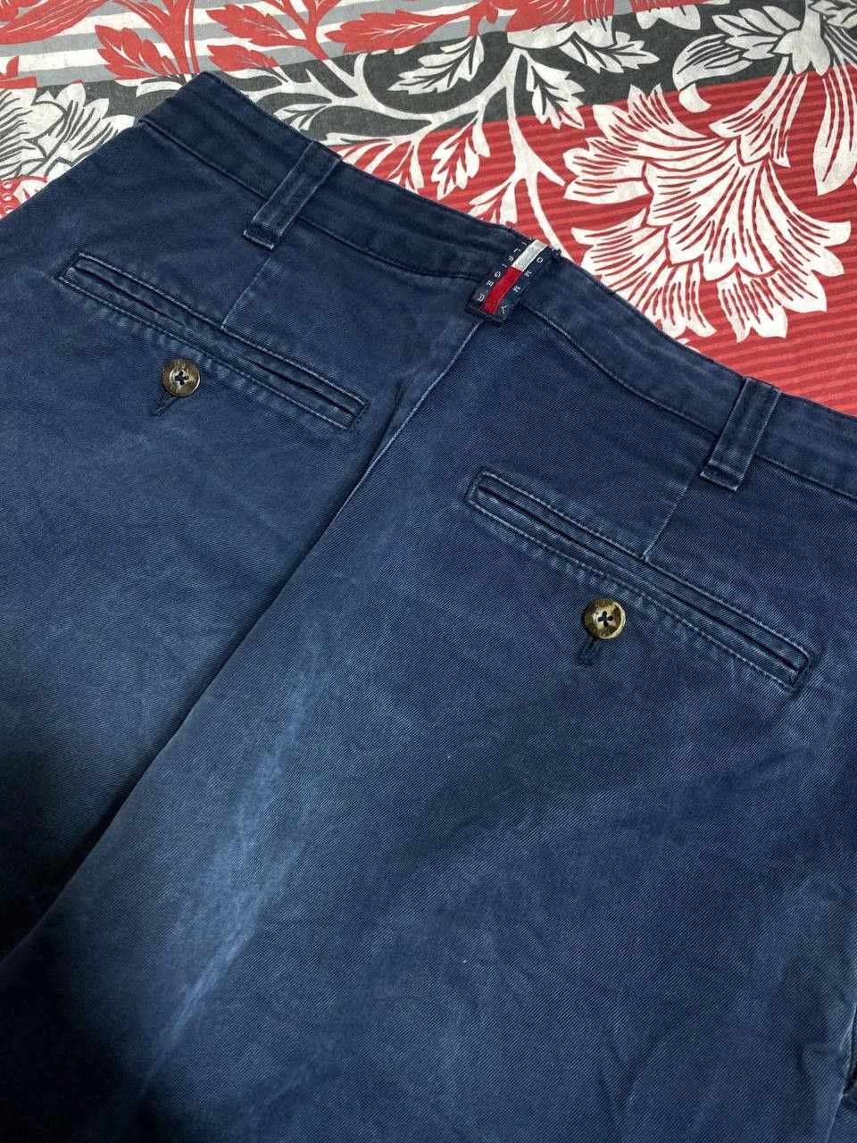 Tommy Hilfiger × Vintage VintageTommy Hilfiger Distressed Jeans Size US 32 / EU 48 - 2 Thumbnail