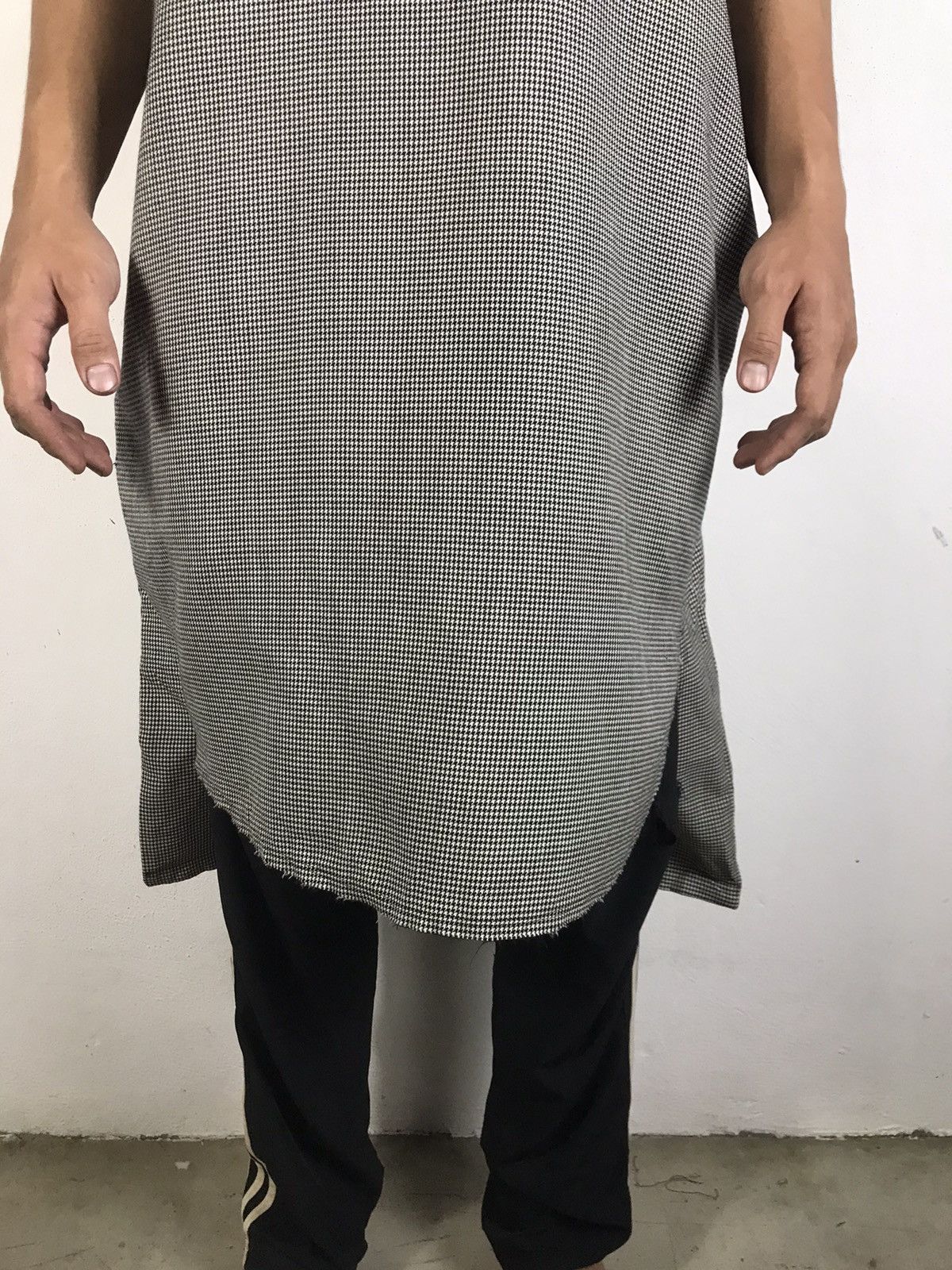 Comme des Garcons AD2013 Comme des Garçons Houndstooth Wool Sculptural Tabard Size S / US 4 / IT 40 - 7 Thumbnail