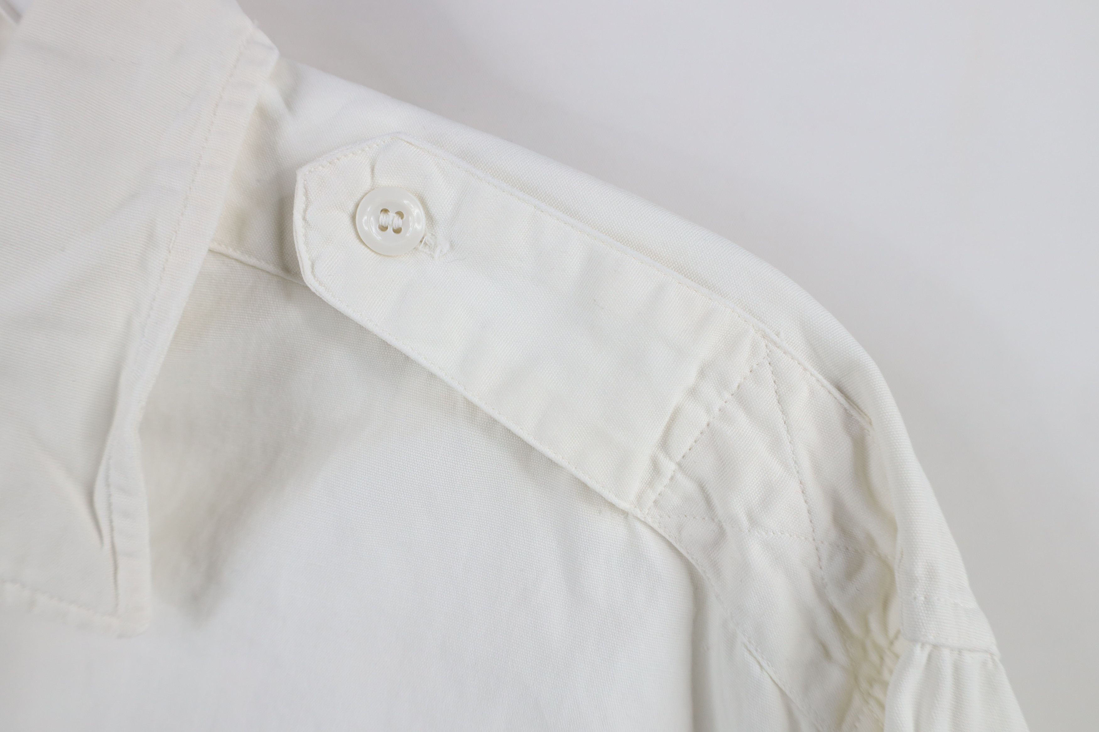 Vintage Vintage 50s 60s Military Uniform Collared Button Shirt White Size US XL / EU 56 / 4 - 10 Thumbnail