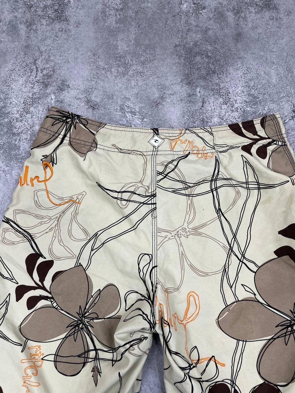 Ripcurl Rip Curl Men Swim Shorts Beige Floral Size W34 Size US 34 / EU 50 - 6 Thumbnail