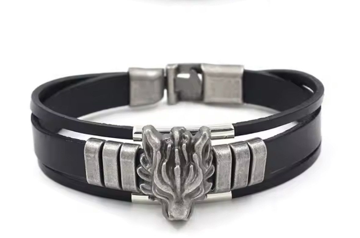 Designer Bracelet wolf cuff pulse wristland Size ONE SIZE - 1 Thumbnail