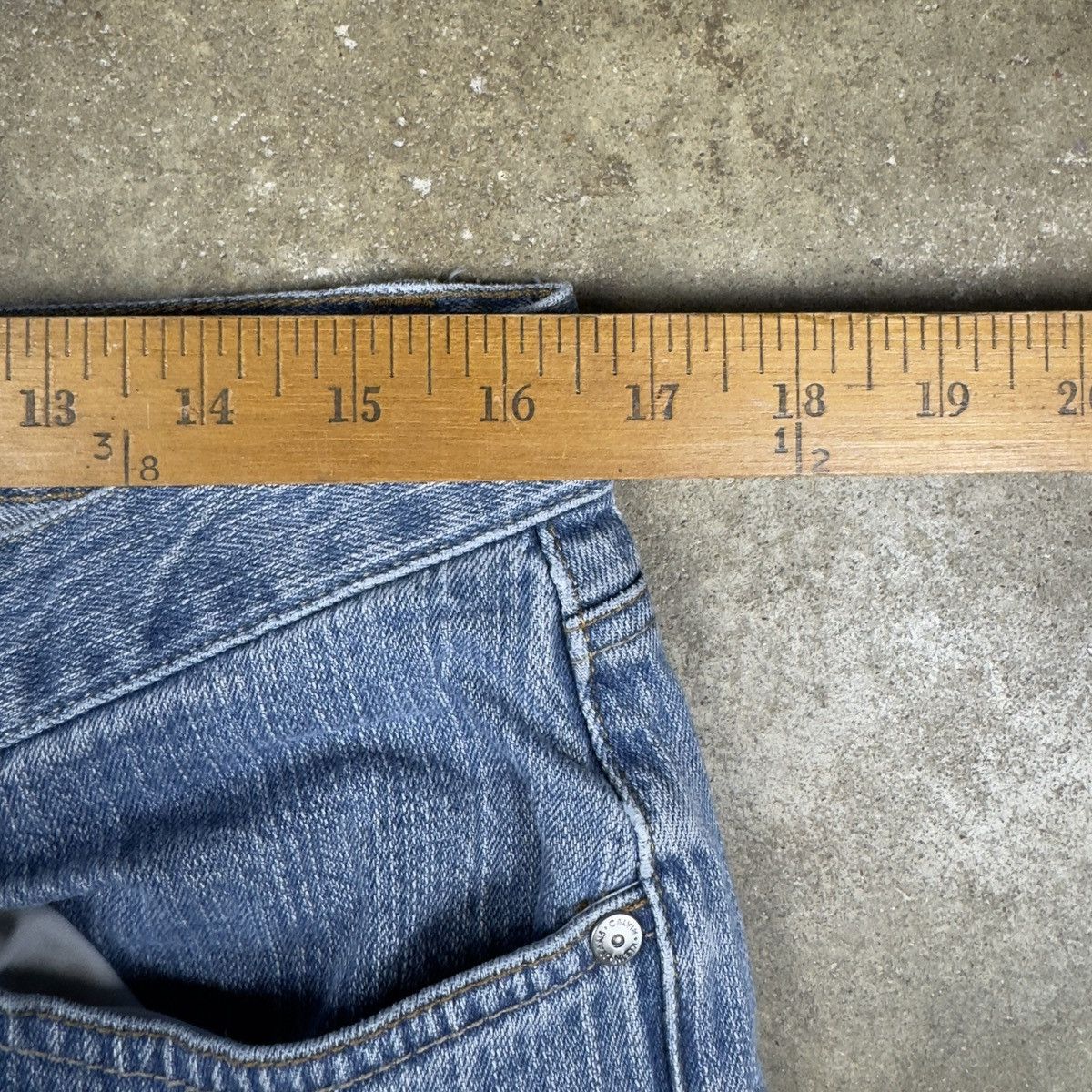 Calvin Klein Y2K Calvin Klein Jeans Bootcut Women’s Size 12 Blue Denim Size 33" - 9 Thumbnail