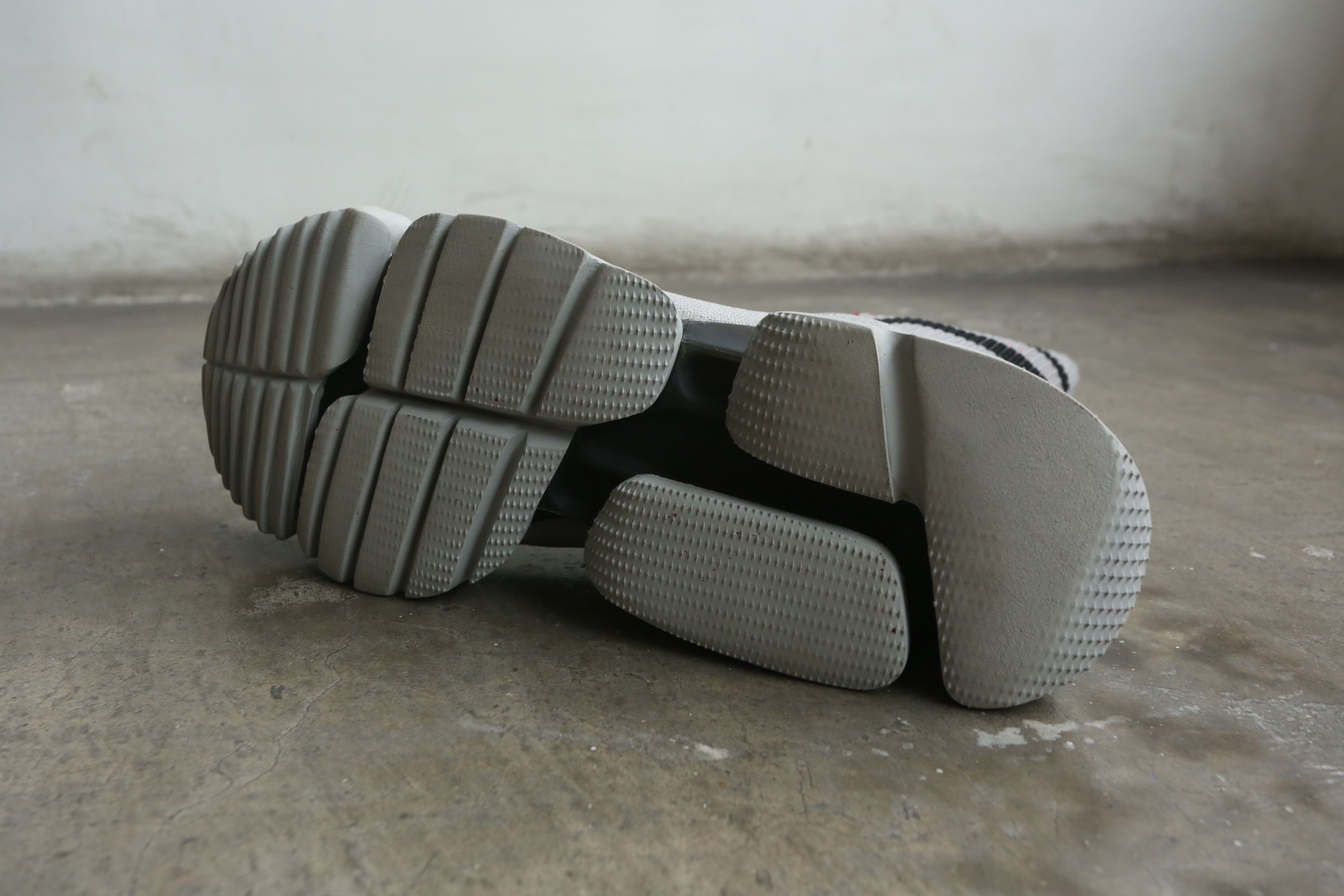 Reebok × Vetements Reebok - Vetements - S/S 18 - Sock Sneakers Size US 9 / EU 42 - 8 Thumbnail