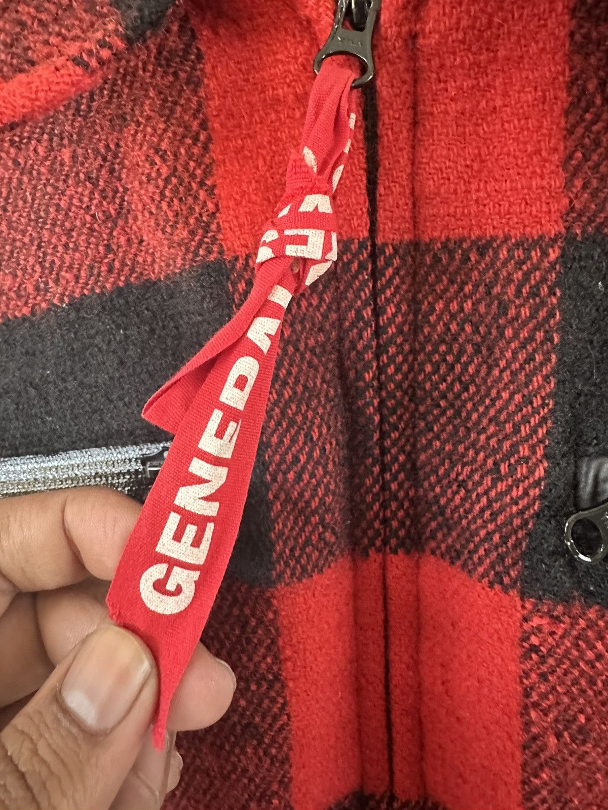 General Research General research hybrid jacket red & black buffalo plaid Size US M / EU 48-50 / 2 - 6 Thumbnail