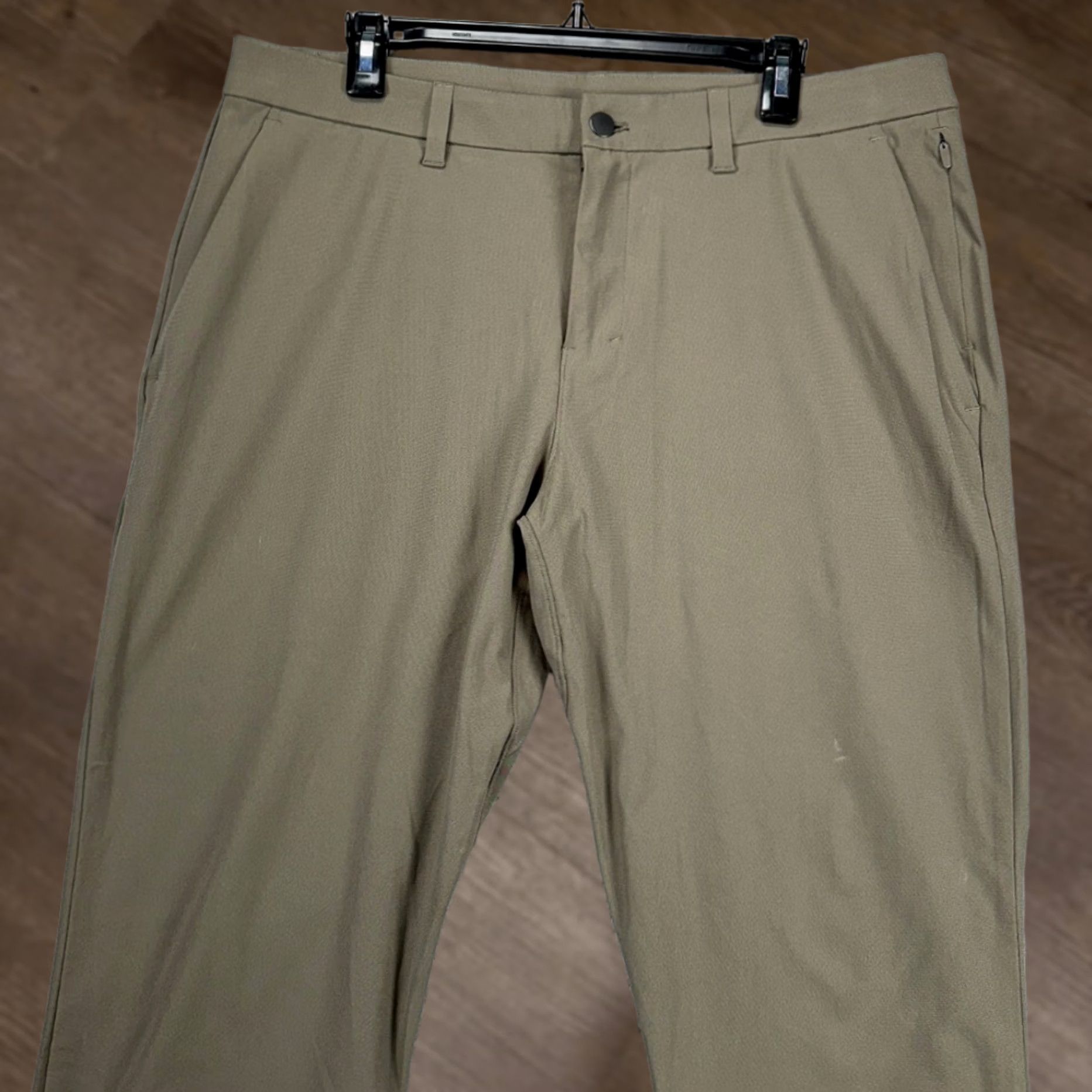 Lululemon Lululemon ABC Golf Pants Mens 36 Tan Flat Front Straight Leg Stretch Pocket Logo Size US 36 / EU 52 - 1 Thumbnail