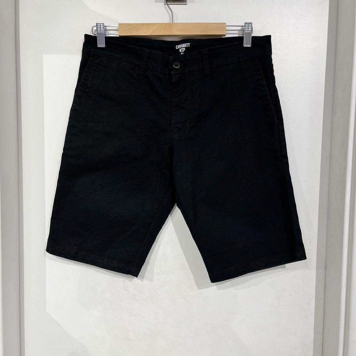 Carhartt Wip Carhartt Wip Shorts Black Size US 31 - 1 Thumbnail