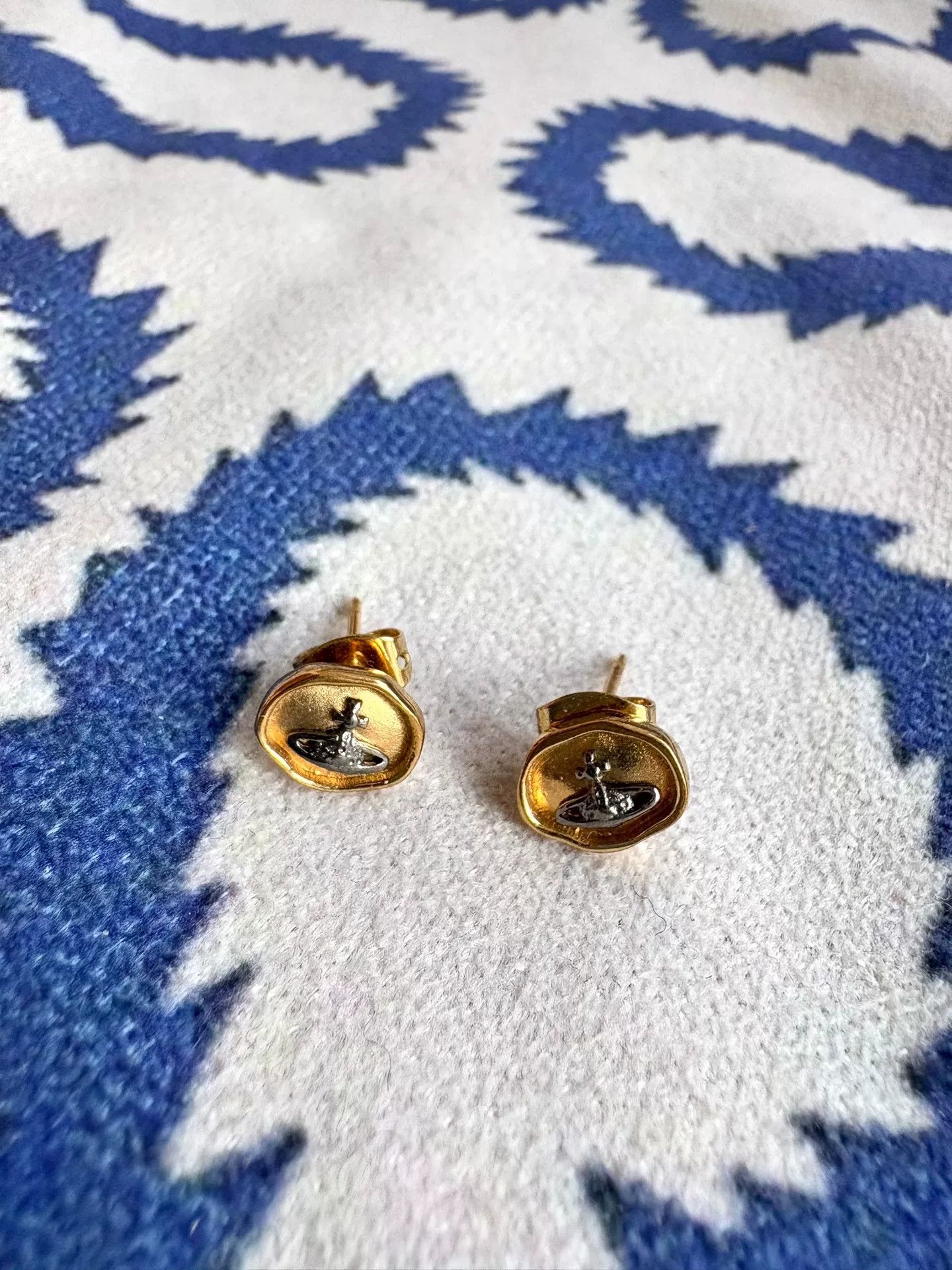 Vivienne Westwood vintage vivienne westwood gold saturn earrings Size ONE SIZE - 1 Thumbnail
