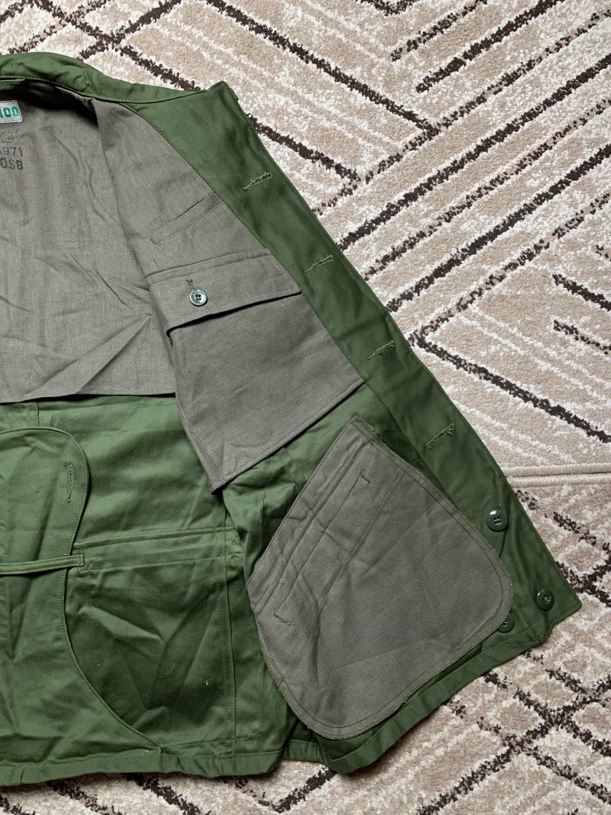 Vintage Vintage Sweden D100 Army Military jacket Size US M / EU 48-50 / 2 - 14 Thumbnail