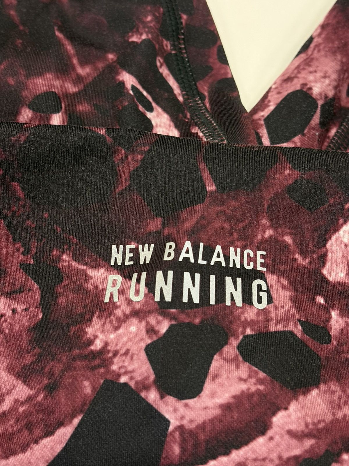 New Balance New Balance Pants Womens Small Pink Black NB Dryx Leggings Size 25" / US 0 / IT 36 - 8 Thumbnail