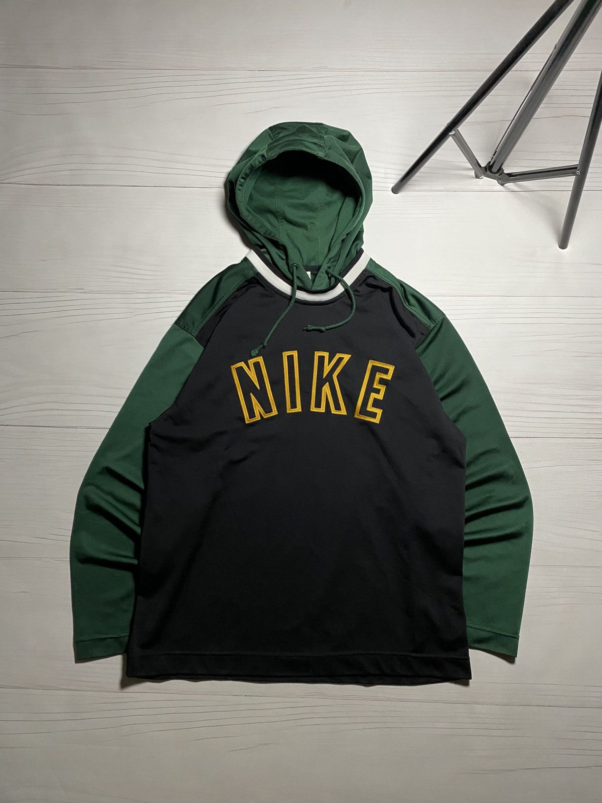 Nike Vintage 90’s Nike Big Logo Swoosh USA oversize hoodie Size US S / EU 44-46 / 1 - 1 Thumbnail