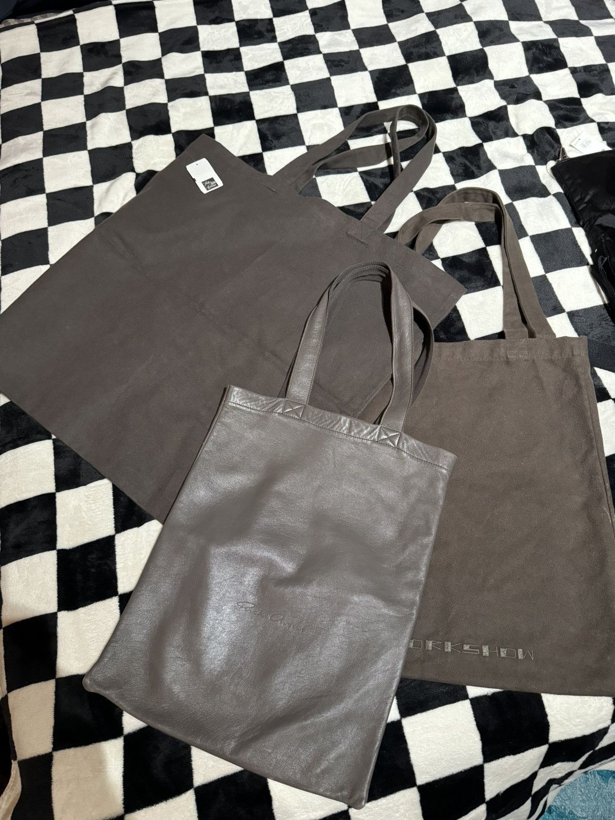Rick Owens Drkshdw RARE $1283 LEATHER LAMBSKIN BLACK MILK BLACK HOODIE SWEATER Size US L / EU 52-54 / 3 - 13 Thumbnail