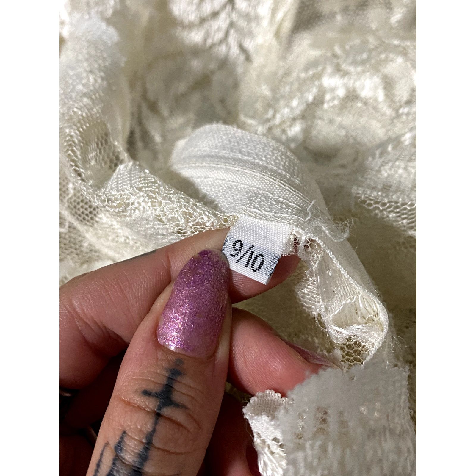 Other Beautiful VIntage 60's Sheer Lace Beaded Wedding Dress Size L / US 10 / IT 46 - 21 Thumbnail