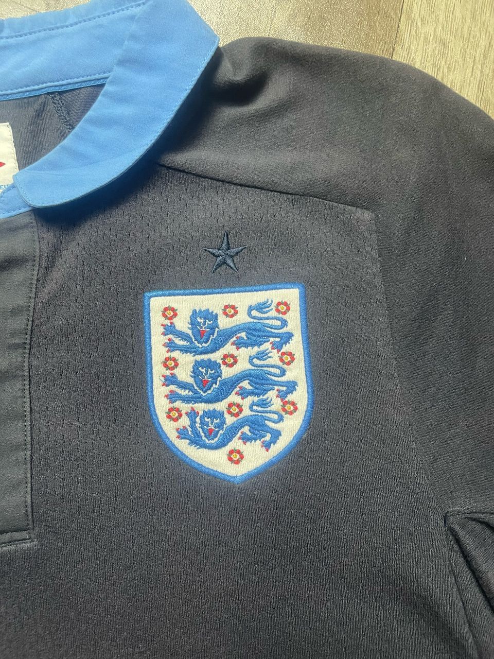 Other Vintage England jersey Size US M / EU 48-50 / 2 - 8 Thumbnail