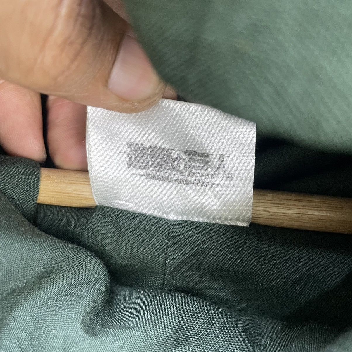 Anime × Cartoon Network × Universal Studios Japanese Brand Anime Attack Of Titan Cloak Cape Jacket Size US S / EU 44-46 / 1 - 3 Thumbnail