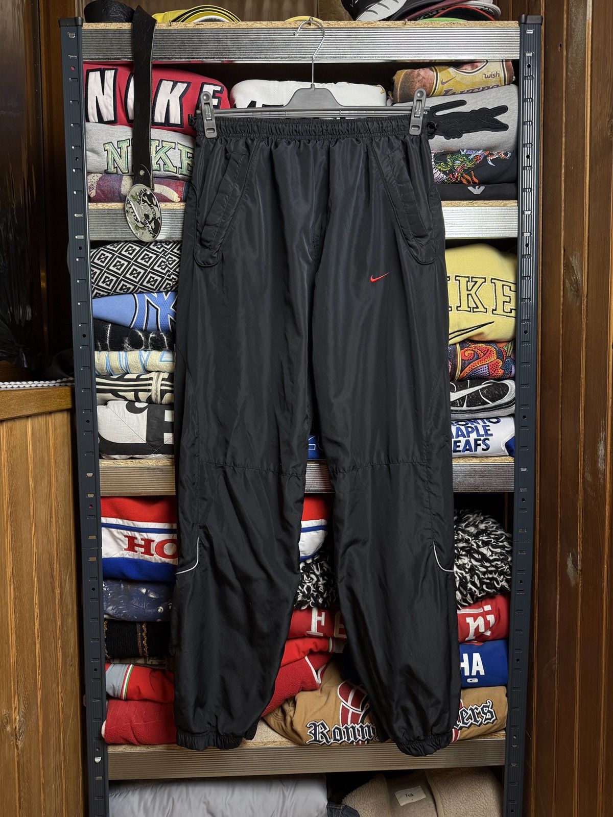 Japanese Brand Nike Vintage Nylon Pants Drill Baggy Y2K Size US 34 / EU 50 - 1 Thumbnail