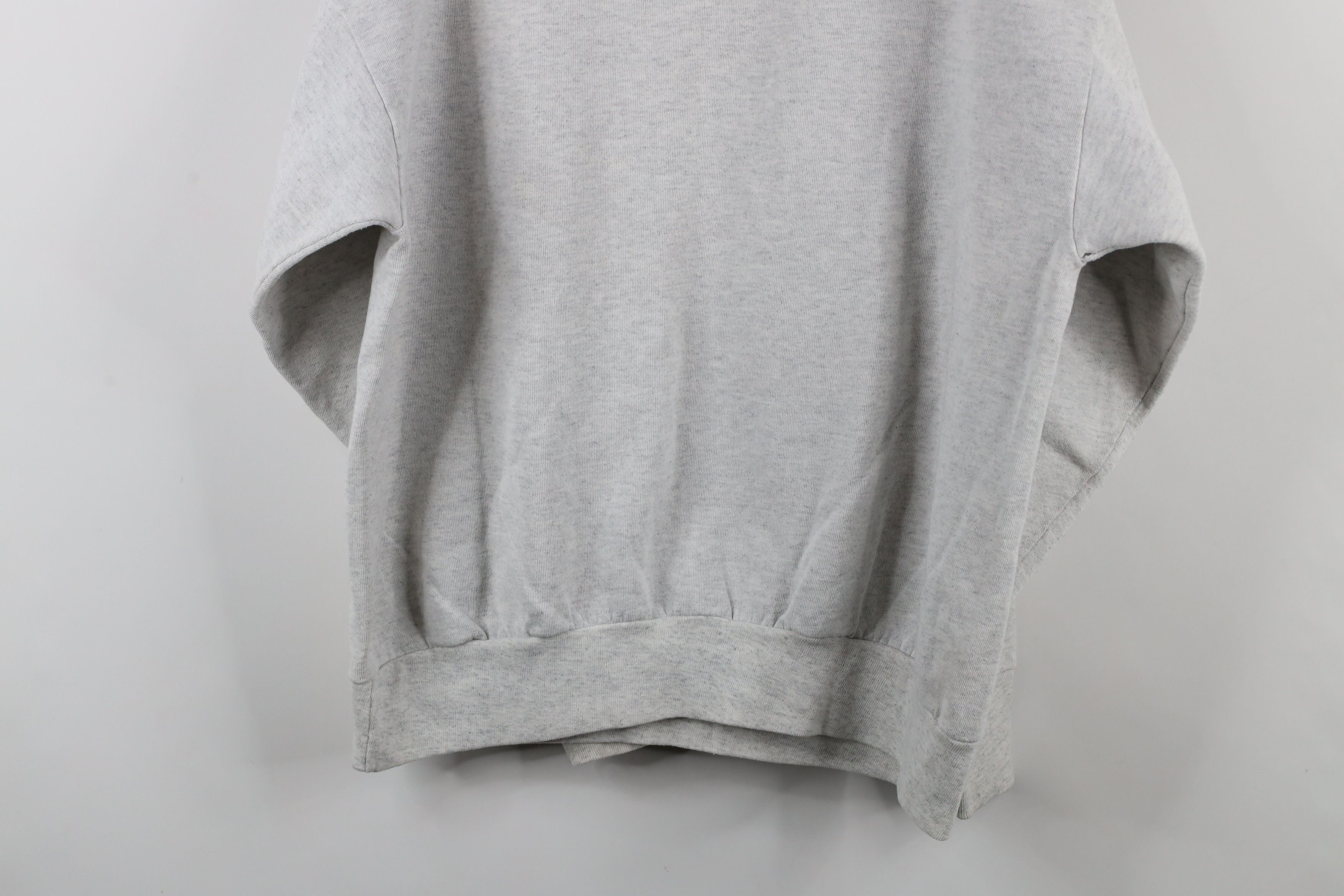 Vintage Vintage 90s Streetwear Christmas Dairy Cow Sweatshirt USA Size XL / US 12-14 / IT 48-50 - 13 Thumbnail
