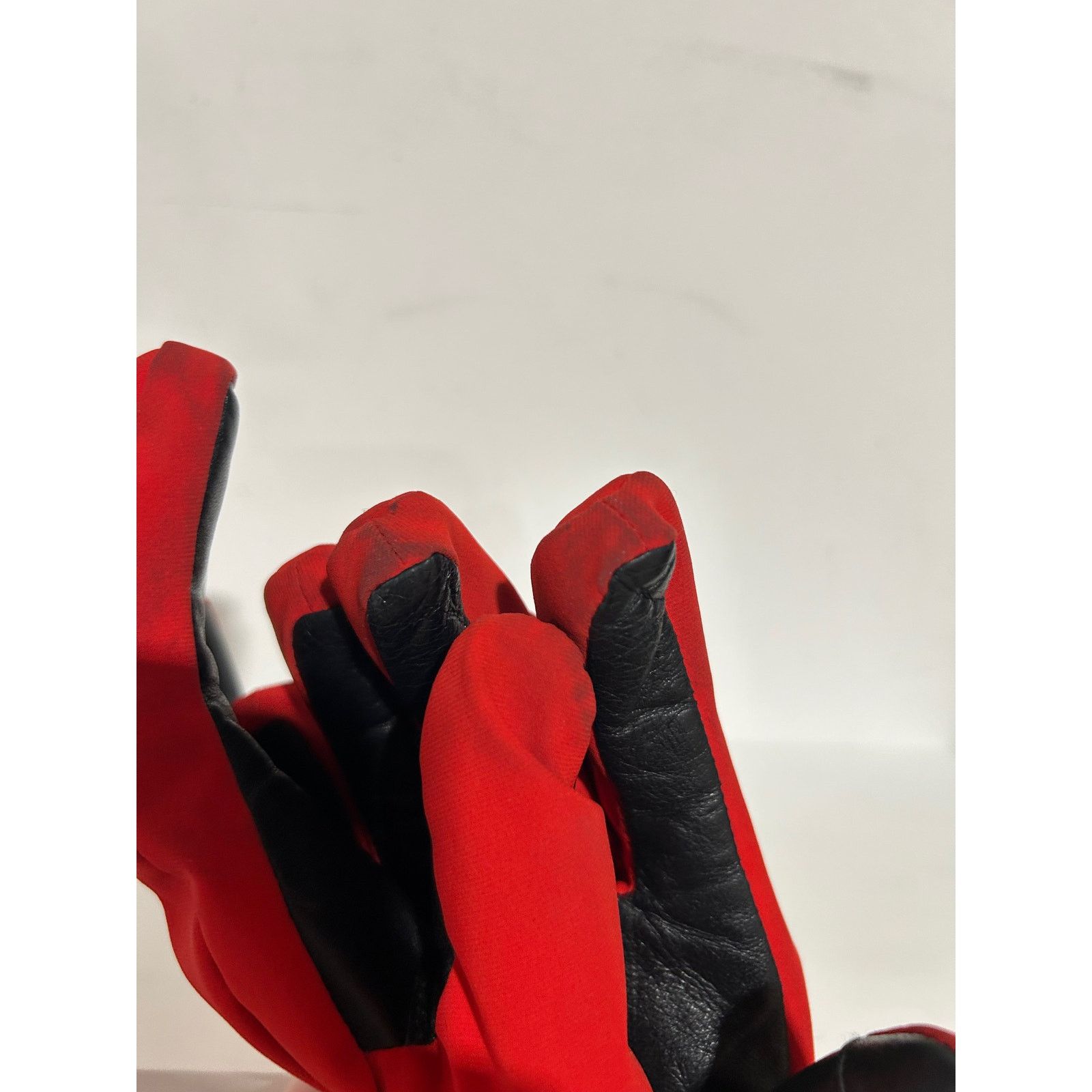Balenciaga BALENCIAGA RED SKI GLOVES Size ONE SIZE - 4 Thumbnail