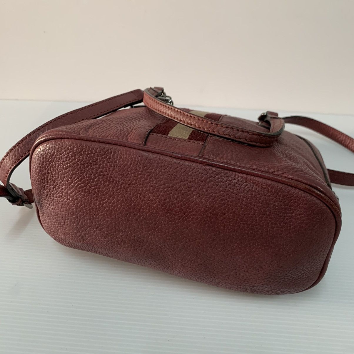 Gucci Gucci Alma Small Leather Sling Bag Size ONE SIZE - 4 Thumbnail