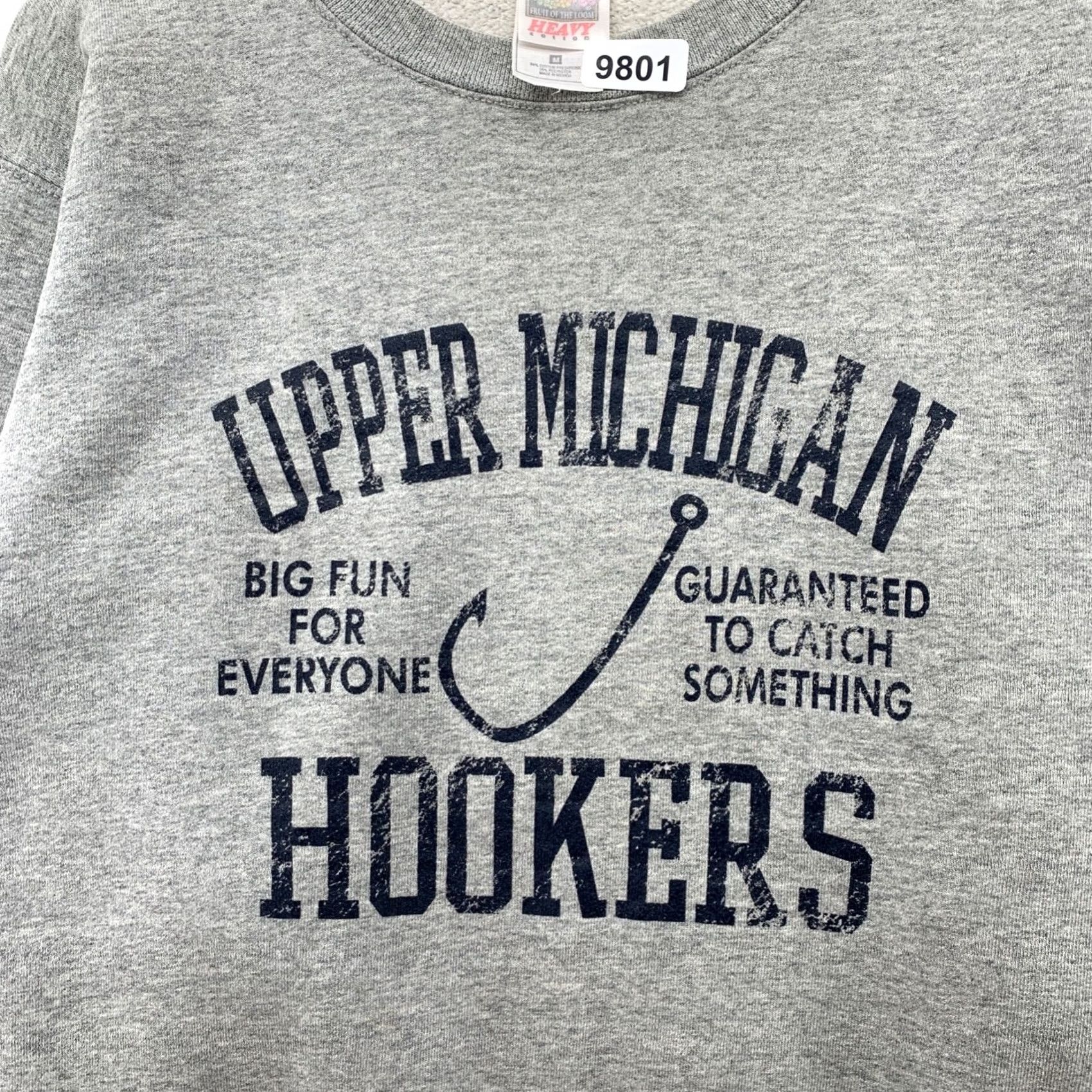 Fruit Of The Loom Vintage Michigan Fishing Sweatshirt Mens Fits Small Pullover Funny Gray 20.5x24 Size US M / EU 48-50 / 2 - 2 Thumbnail