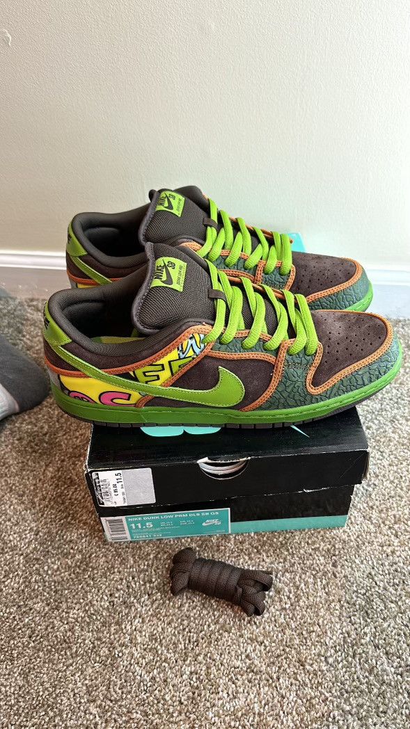 Nike Nike De La Soul SB Dunks Size US 11.5 / EU 44-45 - 3 Thumbnail