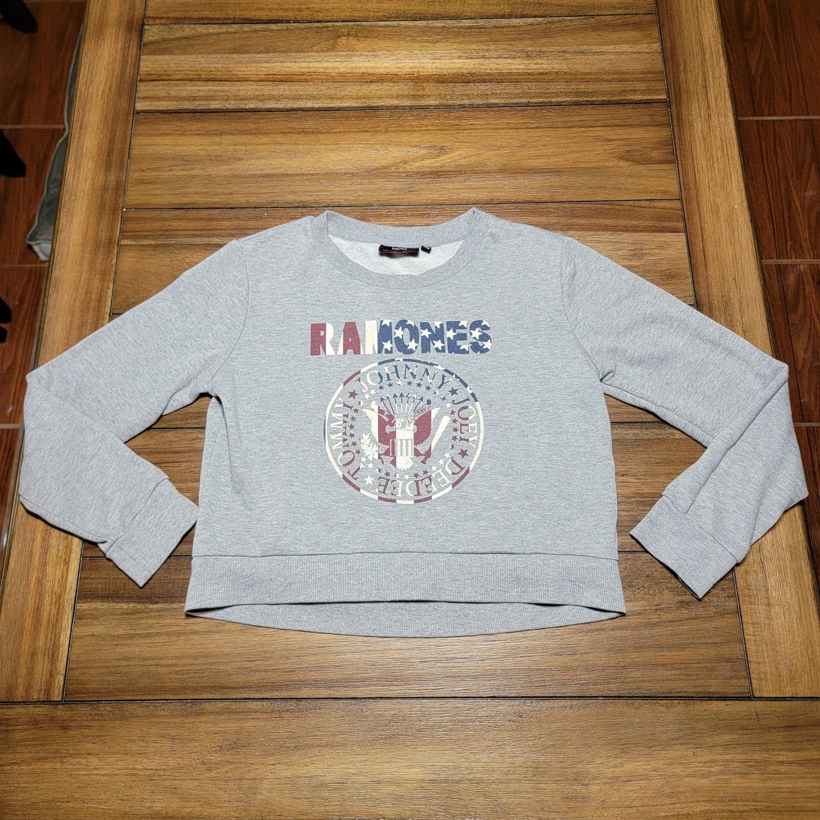 Other Ramones 1-2-3-4 LS Grey Crop Sweatshirt Group Seal - Size 10 Size L / US 10 / IT 46 - 1 Thumbnail