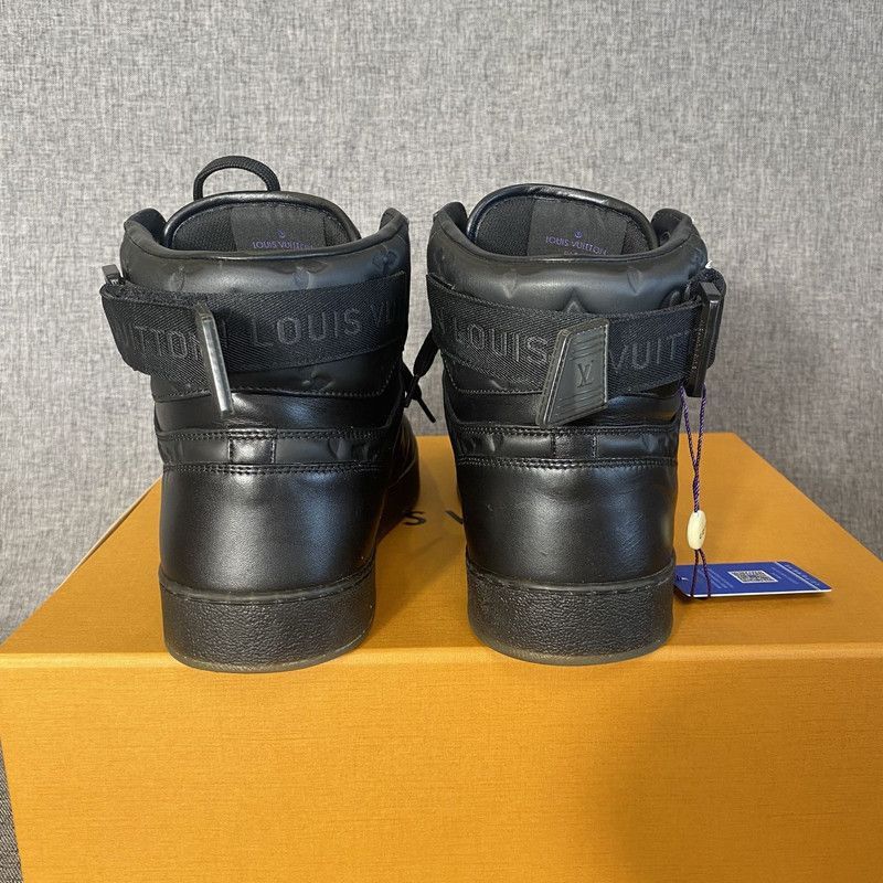 Louis Vuitton Louis Vuitton Rivoli High-Top Sneakers in Black - Size US 8 / EU 41 - 3 Thumbnail