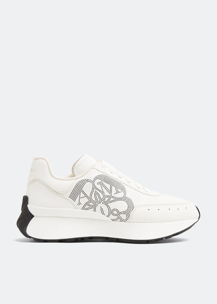 o1w1db10925 Sprint Runner in White/Black