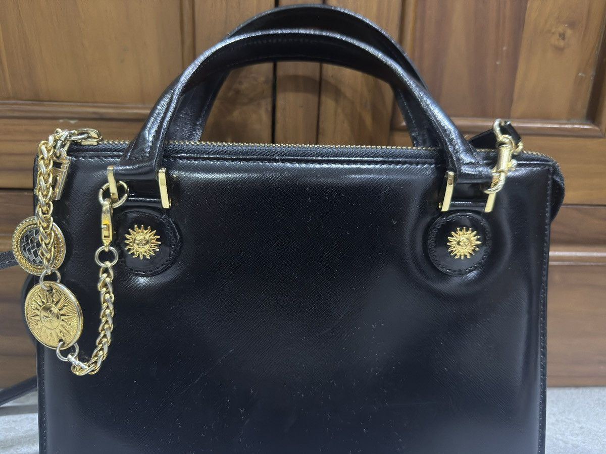 Other Authentic Gianni Versace Black Handbag Vintage Size ONE SIZE - 3 Thumbnail