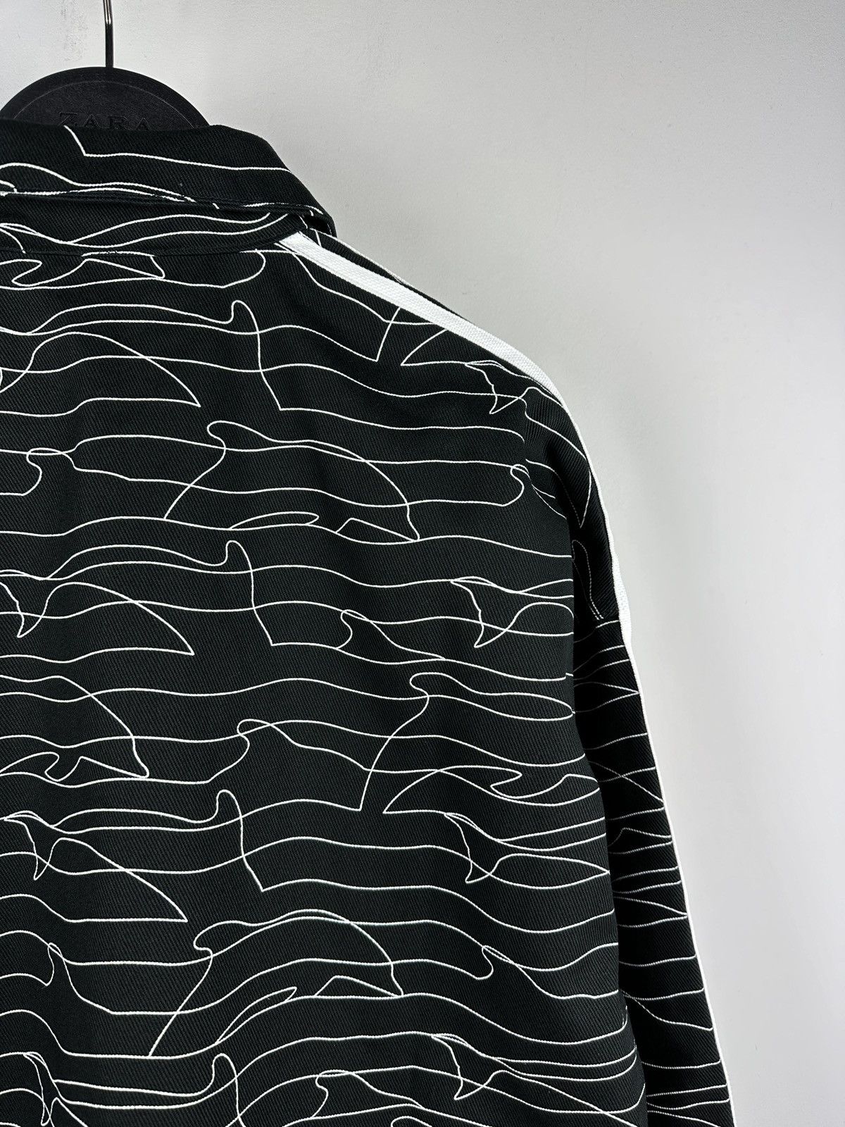 Adidas NEW🏷️ Adidas Originals Dolphin Print Jacket Size US S / EU 44-46 / 1 - 13 Thumbnail