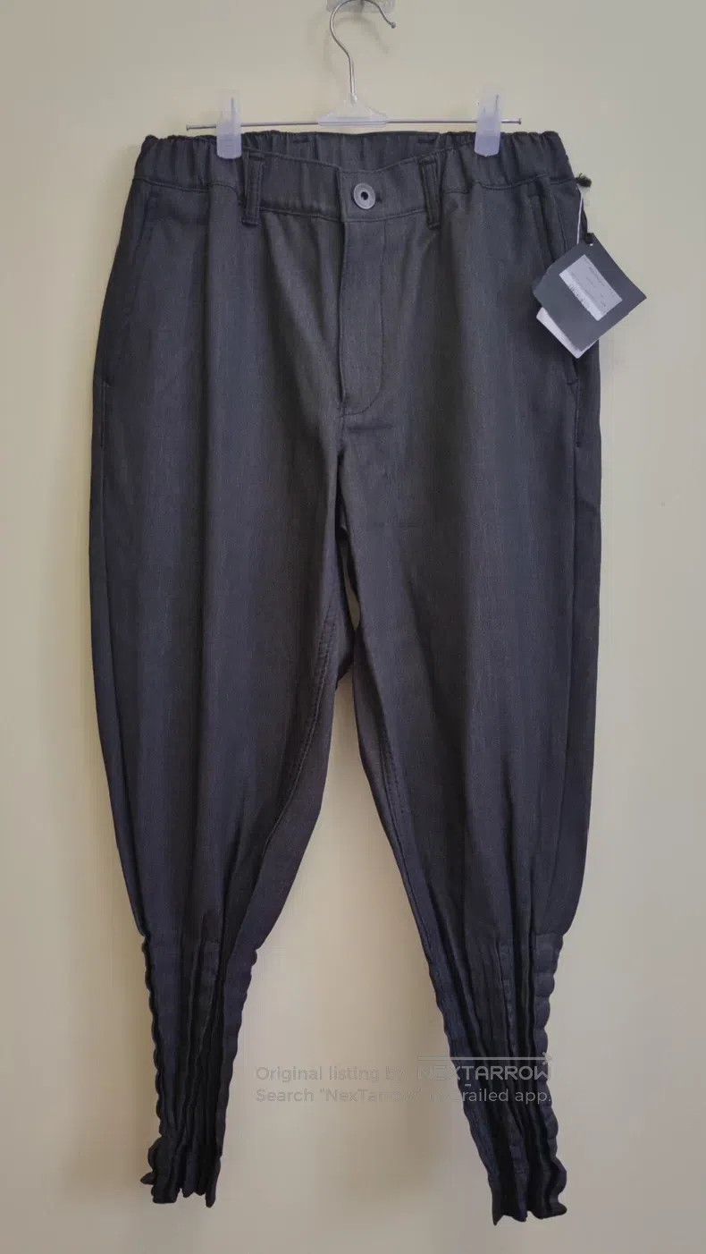 Issey Miyake Issey Miyake size:1 Carbon Black Pleated Pants Size US 26 / EU 42 - 1 Thumbnail