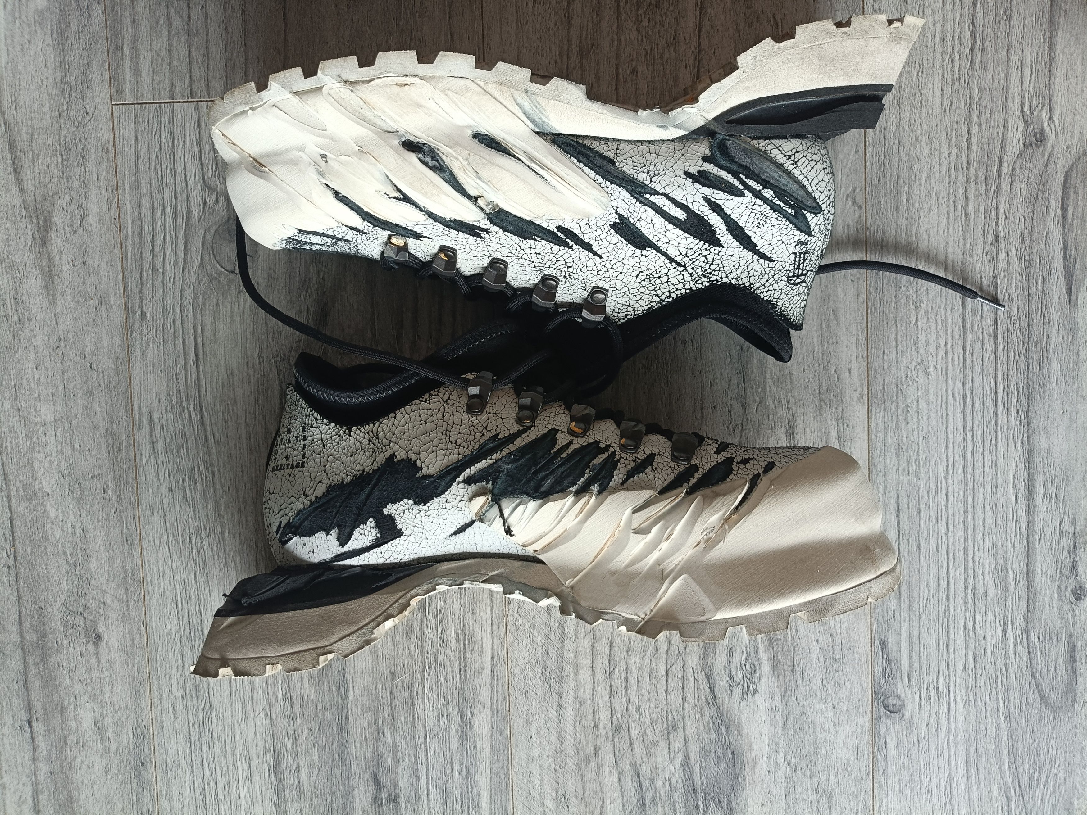 Demon Poyana destreesed boots Size US 8 / EU 41 - 3 Thumbnail