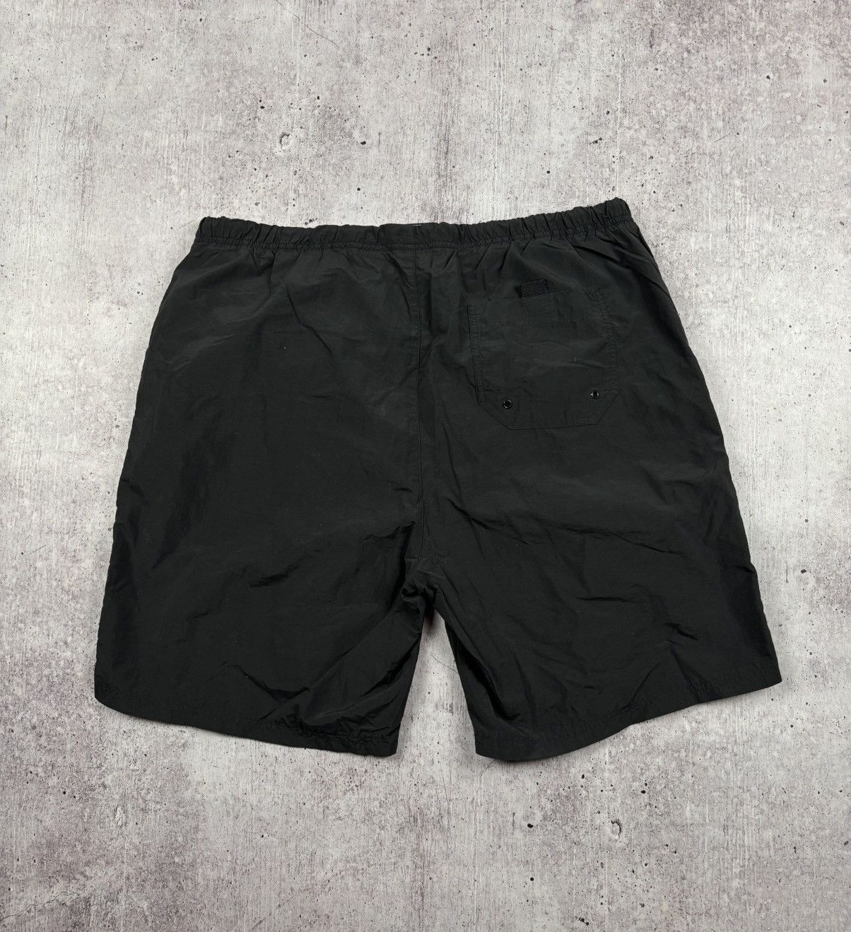 Nike Nike vintage nylon short size XL Size US 36 / EU 52 - 3 Thumbnail