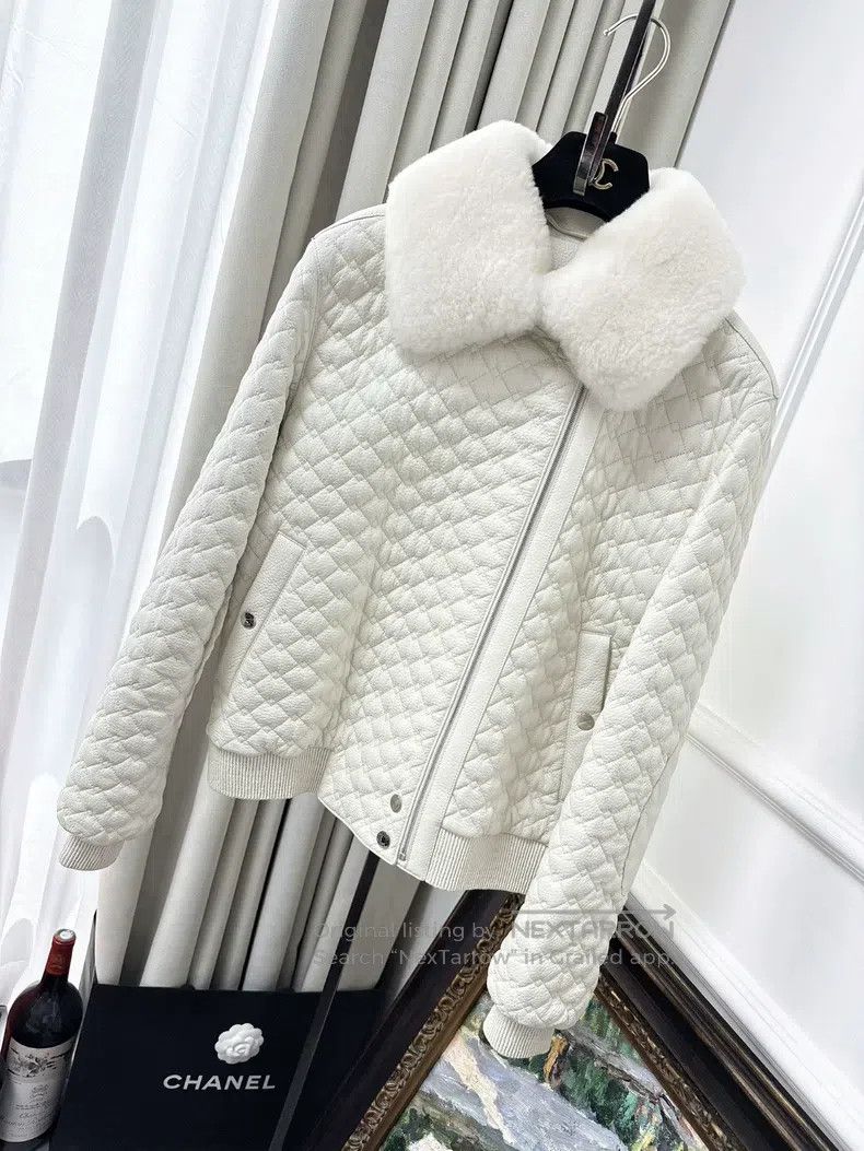Hermes Hermes Autumn/winter white diamond pattern leather jacket Size XS / US 0-2 / IT 36-38 - 1 Thumbnail