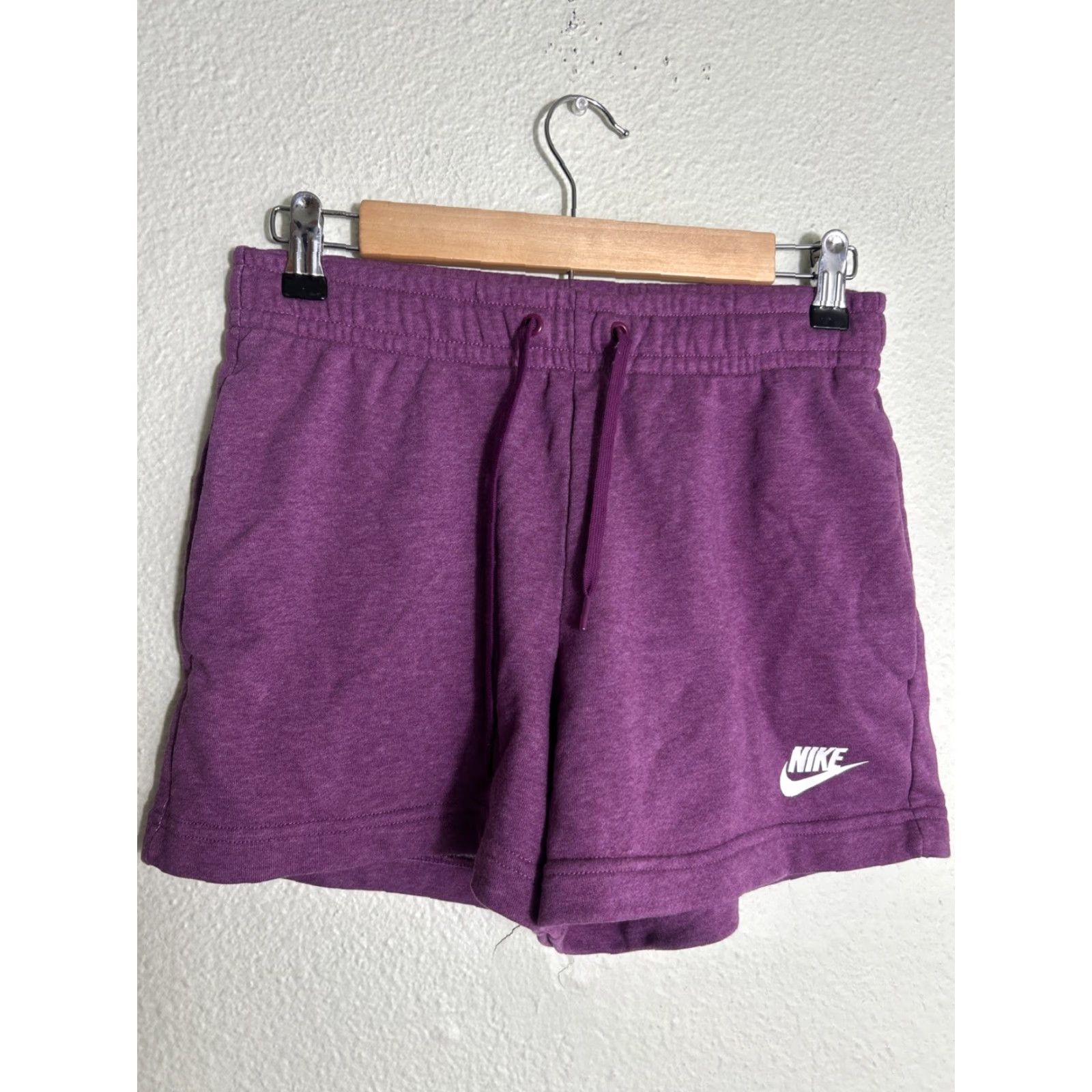 Nike Nike Women's Shorts Sportswear Club Fleece Purple Small Womens Shorts 28x4 CJ3924 610 CJ6317-610 Size 36" / US 14 / IT 50 - 2 Thumbnail