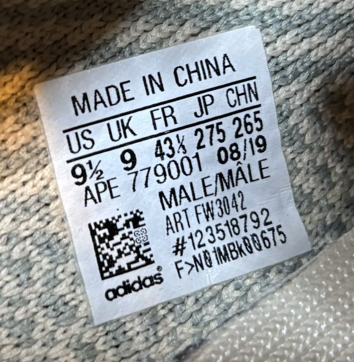 Adidas Adidas Yeezy 350 Boost Citrin Non-Reflective 2019 Size 9.5 Size US 9.5 / EU 42-43 - 7 Thumbnail