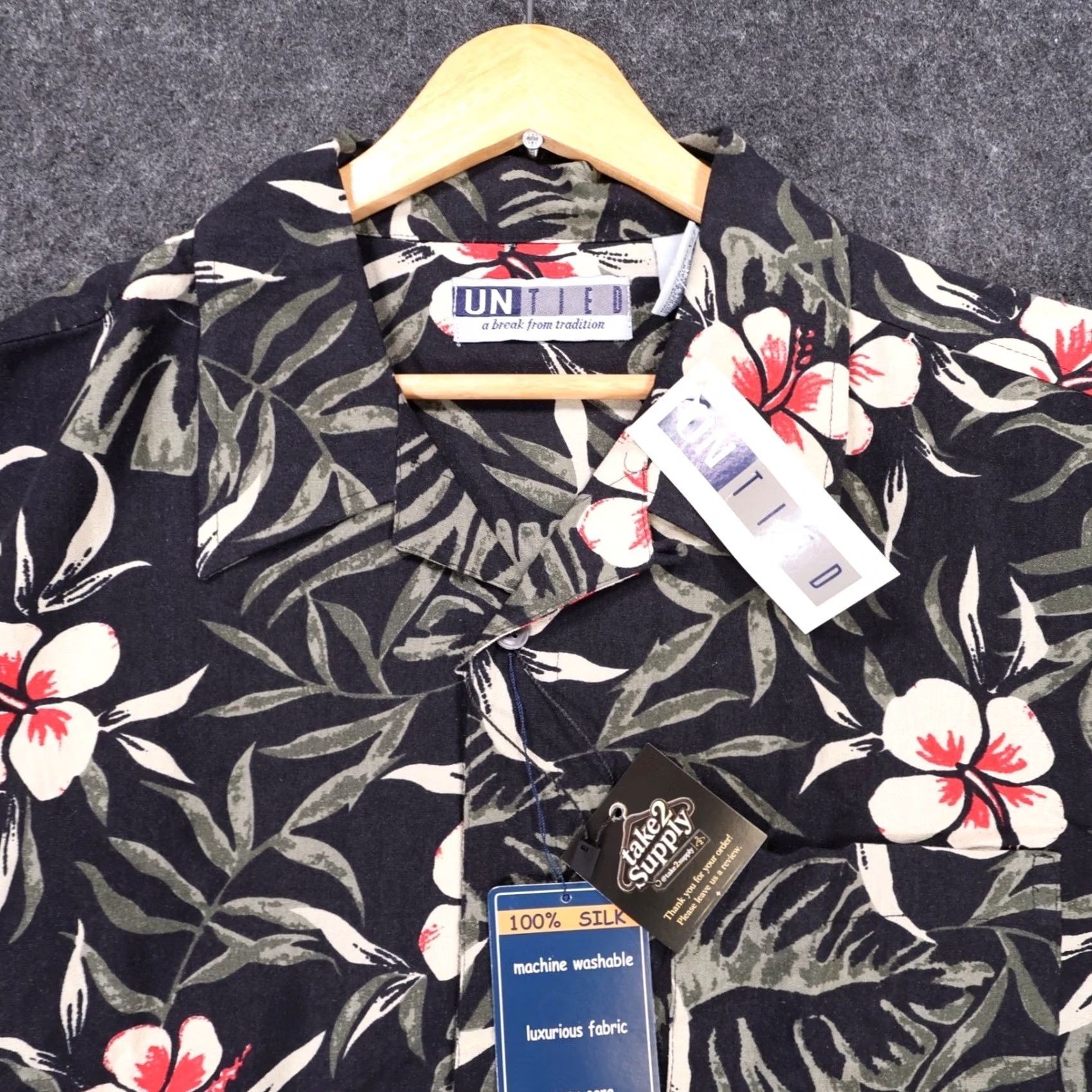 Vintage VINTAGE Untied Shirt Mens XL Black Silk Floral Tropical 90s Button Up Size US XL / EU 56 / 4 - 3 Thumbnail
