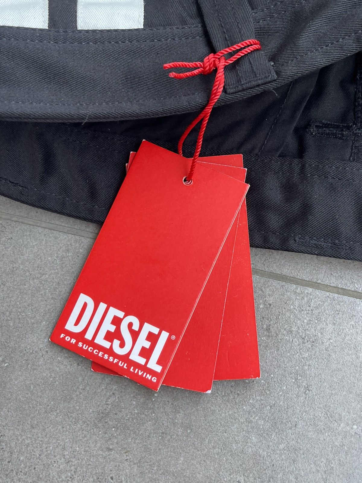 Diesel !DS! SS23 Diesel P-Beck White Black Casual Pants Size US 32 / EU 48 - 21 Thumbnail