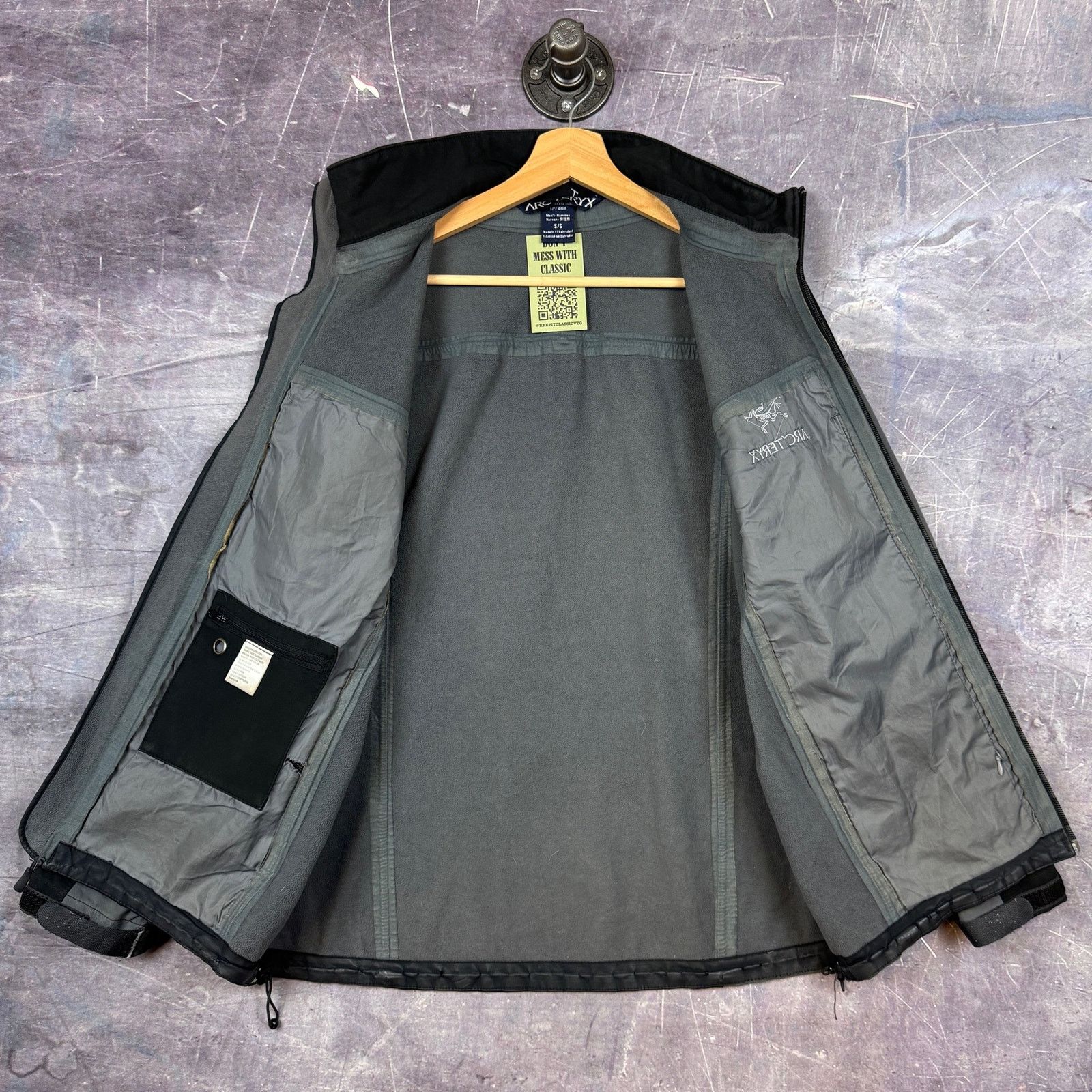 Arc'teryx Arc'teryx Black Softshell Fleece Lined Zip Up Jacket M 0222 Size US M / EU 48-50 / 2 - 7 Thumbnail