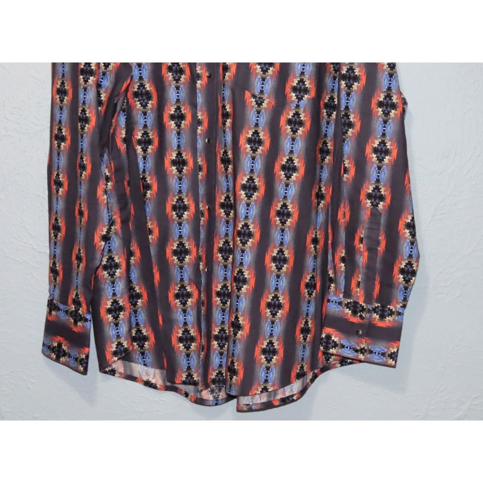 Wrangler Wrangler Western Shirt Men's XXL Long Sleeve Black Snap Aztec Design Multicolor 100% Cotton Button-Up Size US XXL / EU 58 / 5 - 2 Thumbnail
