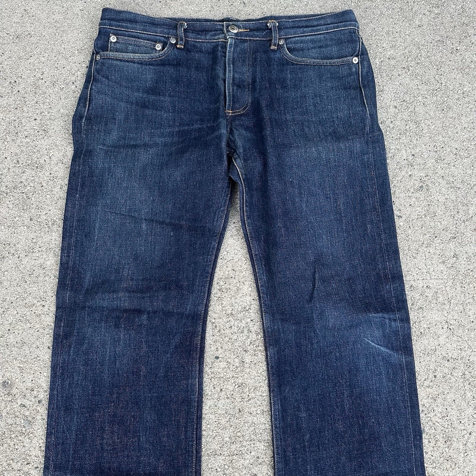 A.P.C. APC Dark Wash Raw Selvedge Denim Jeans Size 31 Actual 34x30 Size US 31 - 2 Thumbnail