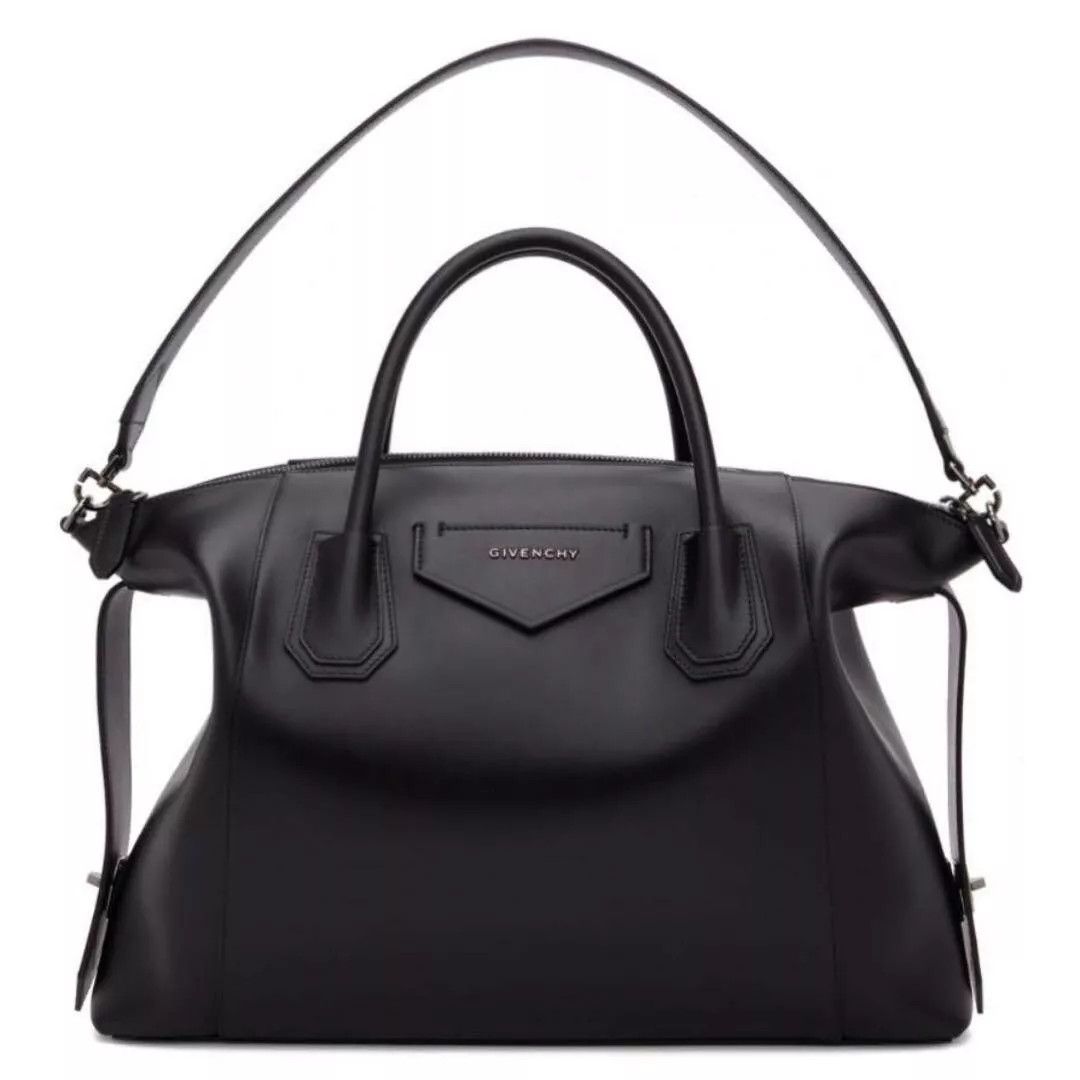 Givenchy o1loc1c0824 Size: OS / Shoulder Bag in Black Size ONE SIZE - 1 Preview