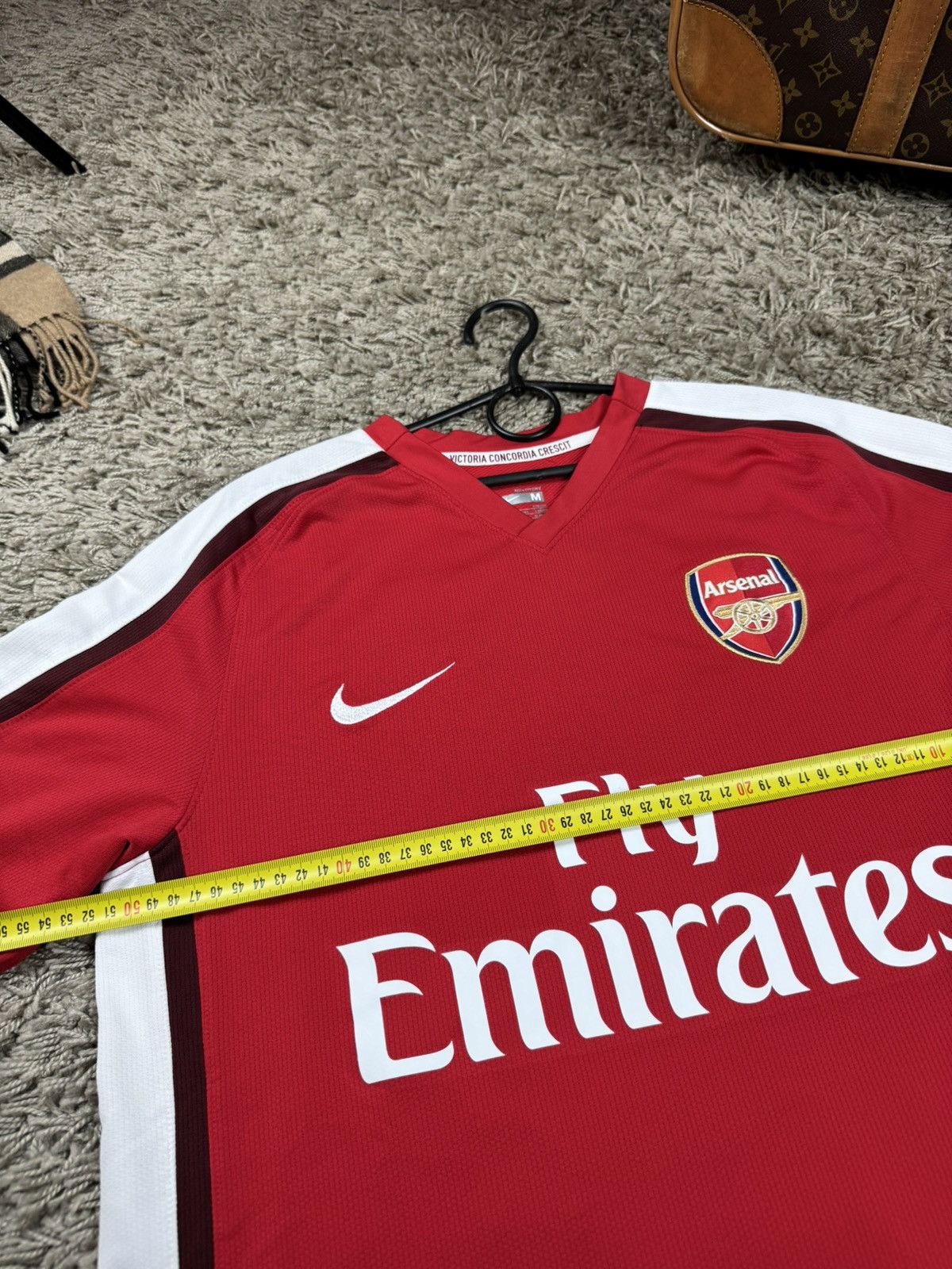 Nike Football t shirt Nike Arsenal Isil original srortswear item Size US M / EU 48-50 / 2 - 5 Thumbnail
