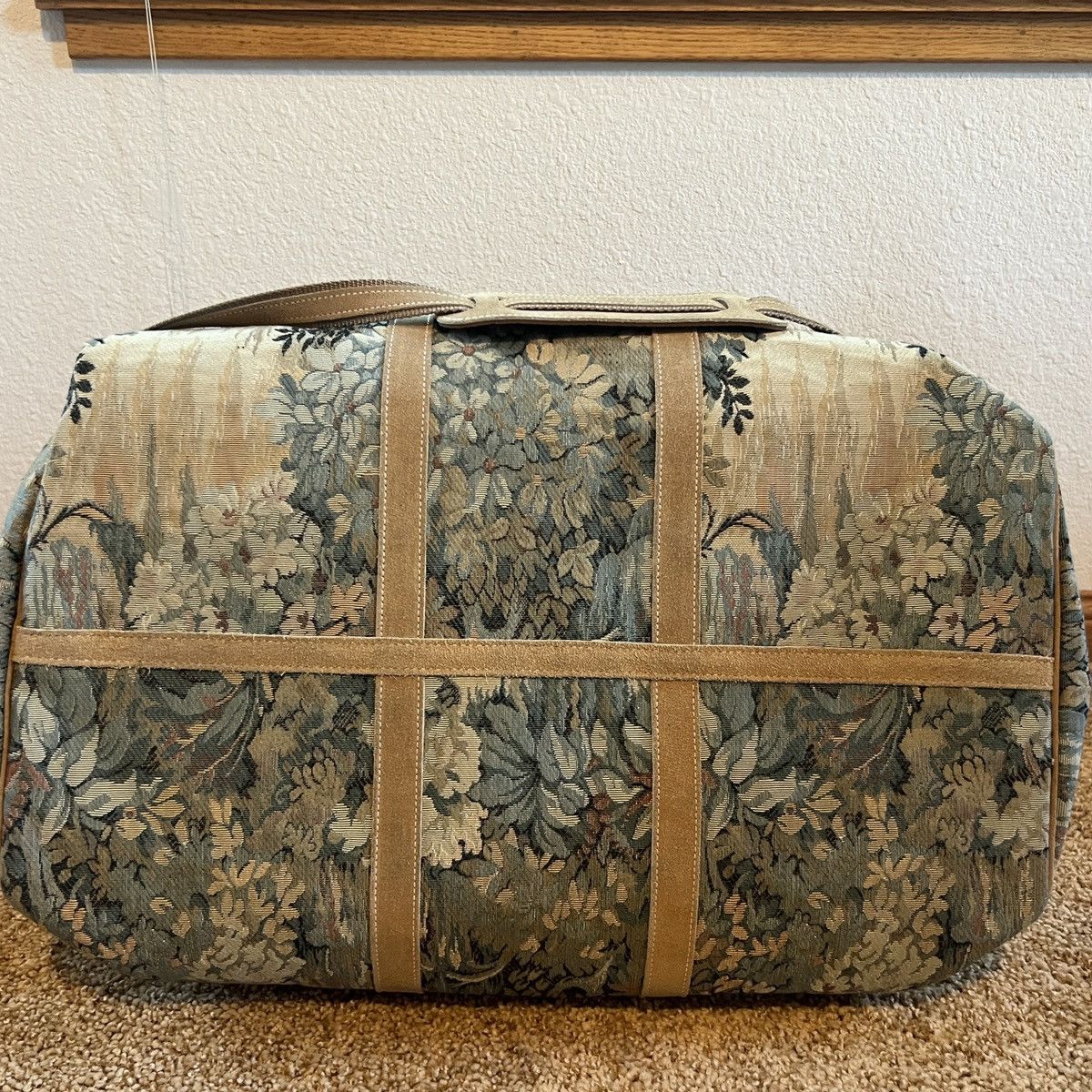 Other rench Vintage Floral Tapestry Duffel Bag Size ONE SIZE - 8 Thumbnail