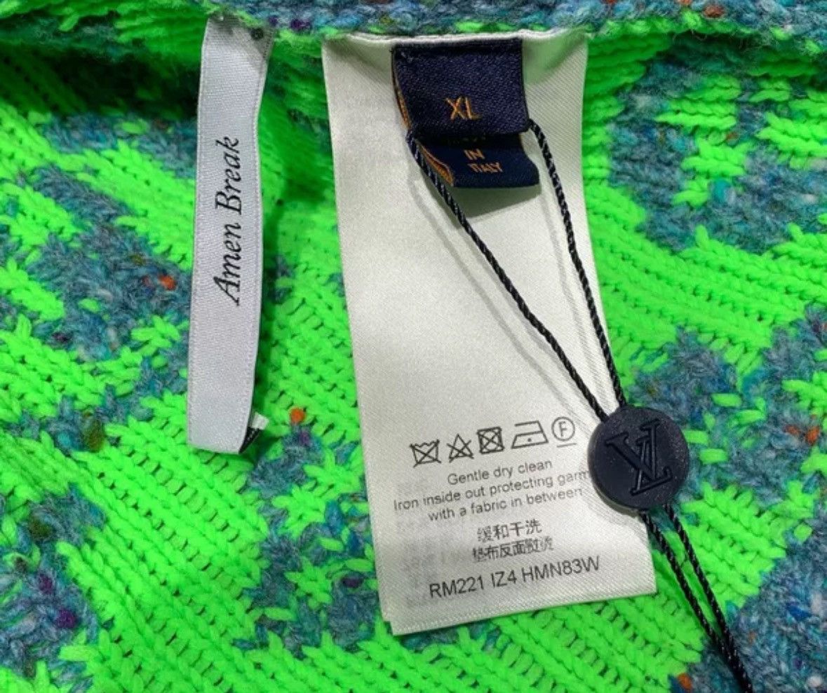 Louis Vuitton Louis Vuitton grey green full printed logo wool jacket Size US XL / EU 56 / 4 - 6 Thumbnail