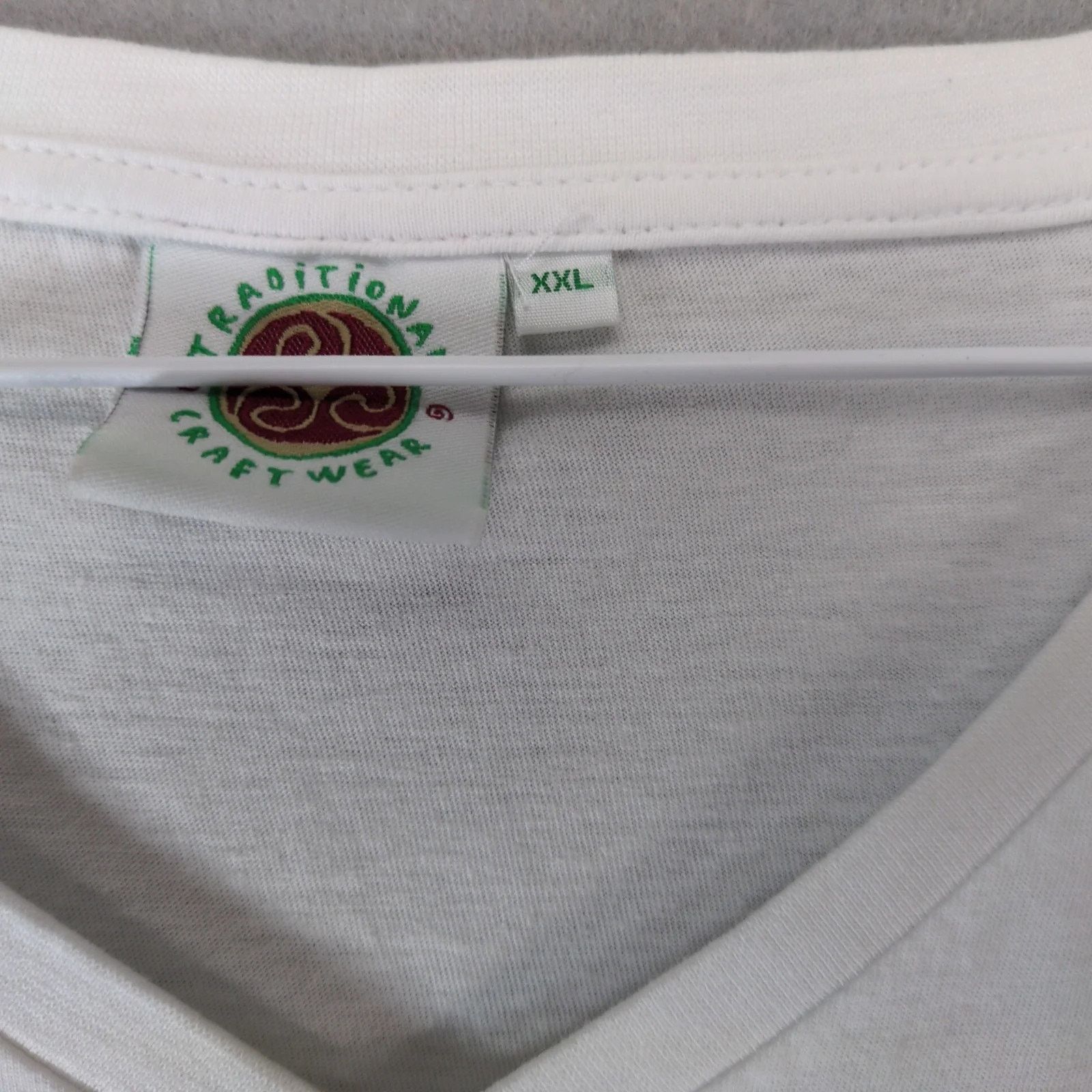 Other UK Traditional Craftwear Belfast Ireland V-Neck T-Shirt XXL Size XXL / US 16-18 / IT 52-54 - 5 Thumbnail