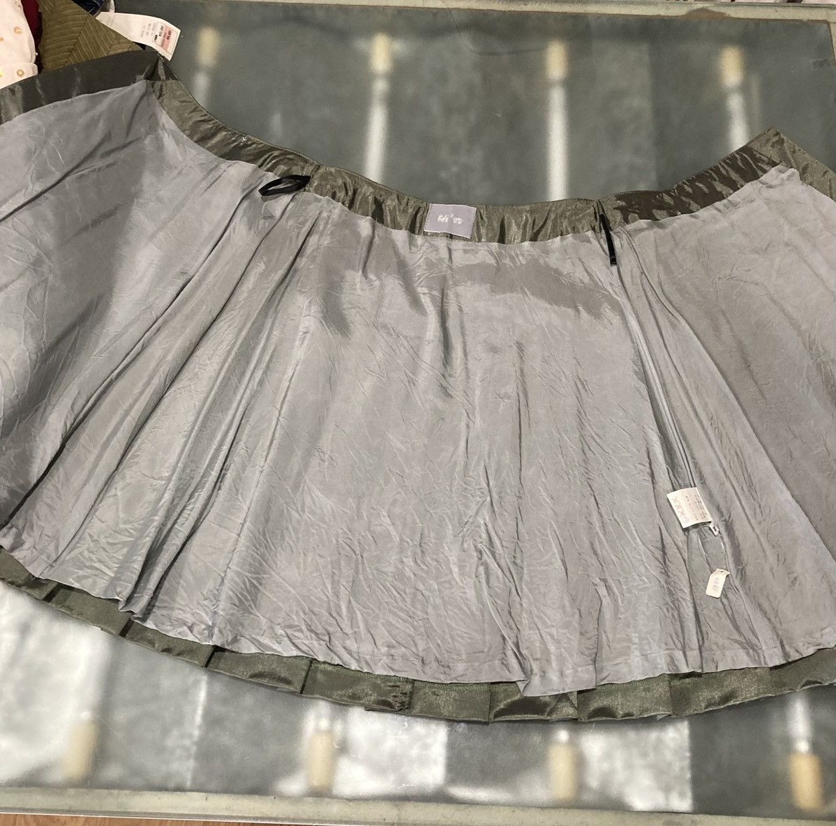 Japanese Brand Japanese Archive Sharp Pleated Wrap Skirt One-of-One Grunge Size 26" / US 2 / IT 38 - 7 Thumbnail